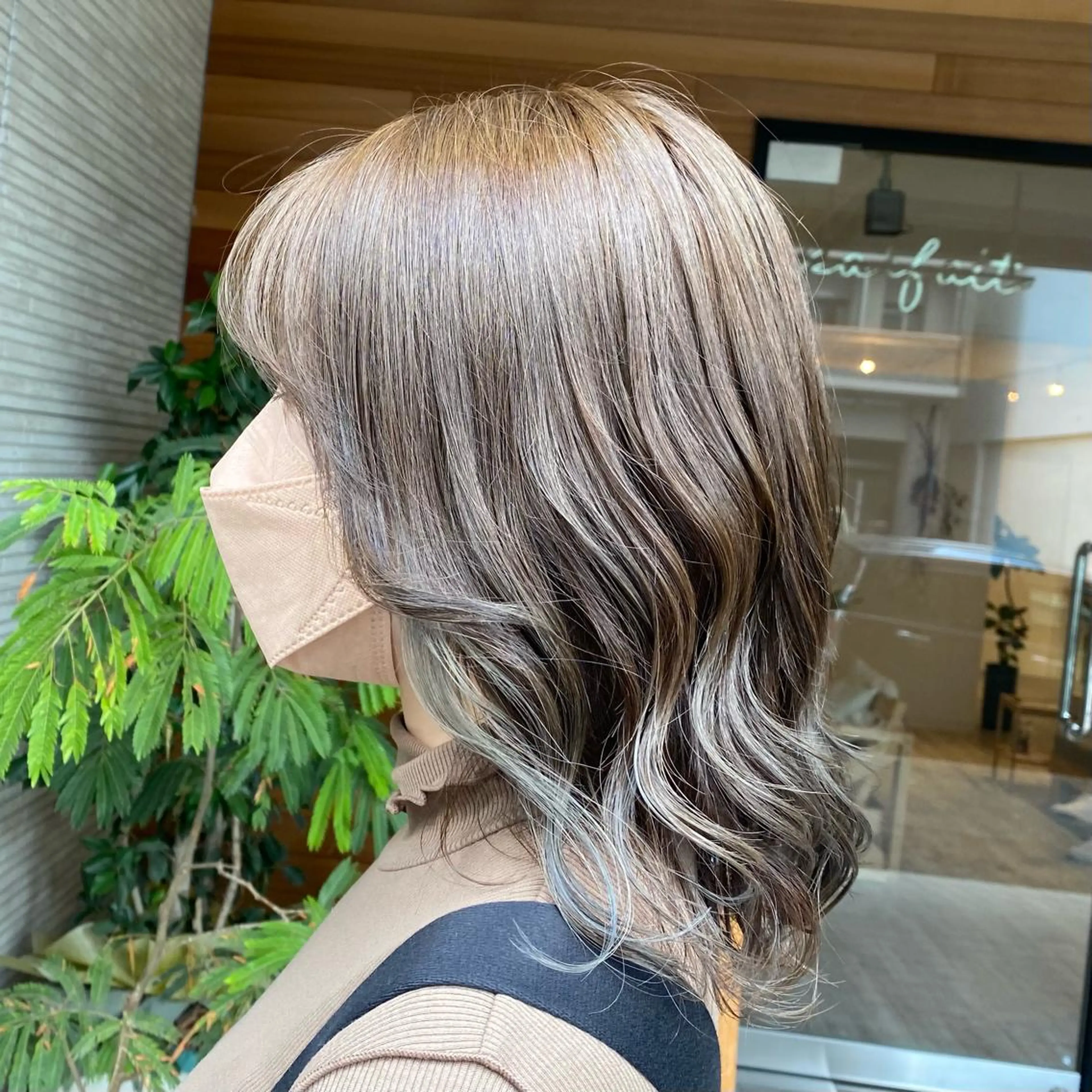 ミディアム 透明感カラー 【問屋町】moe🪿のヘアスタイル