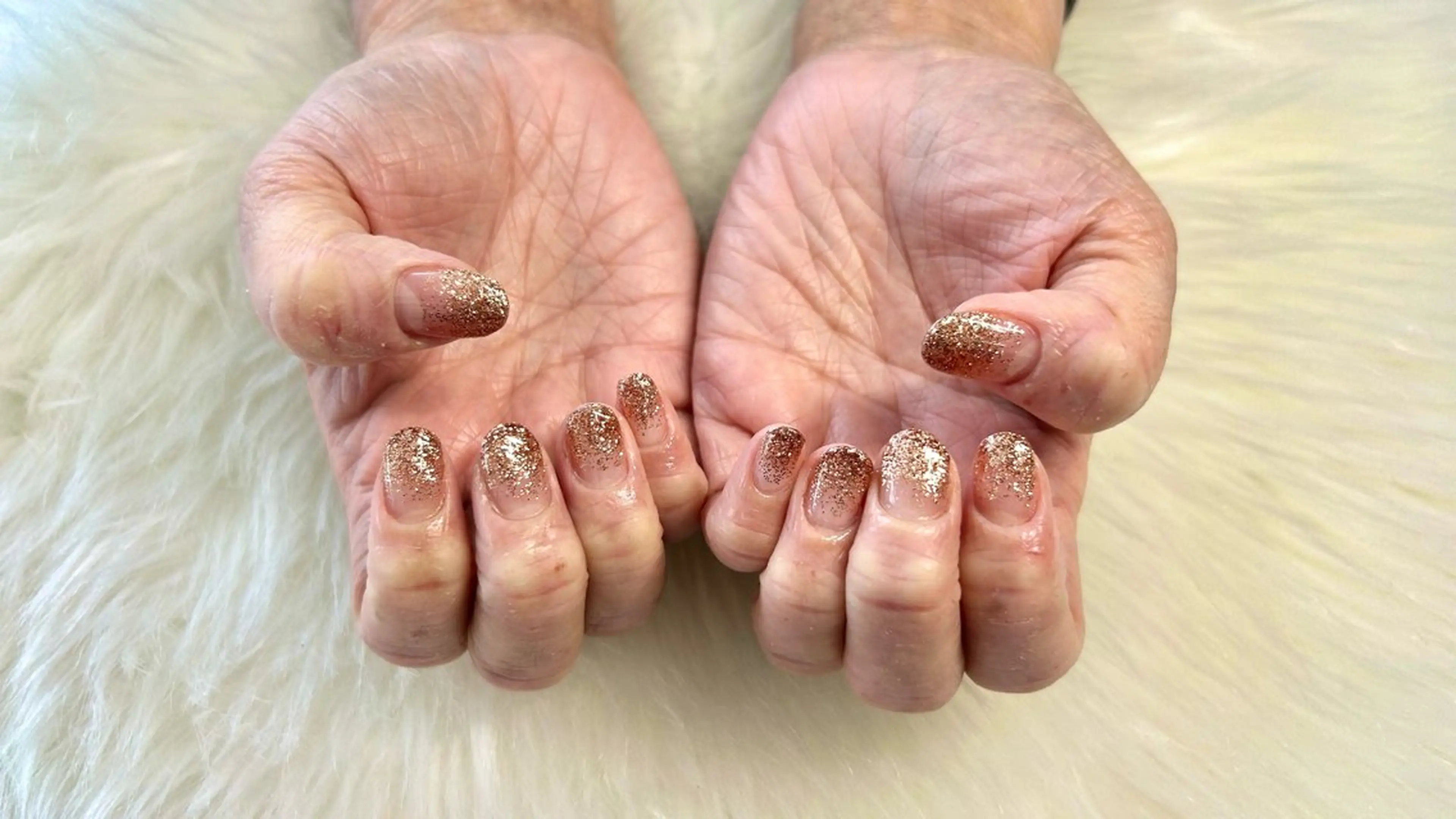 ネイル Rich to安城店所属・二階堂 晴菜のネイルデザイン