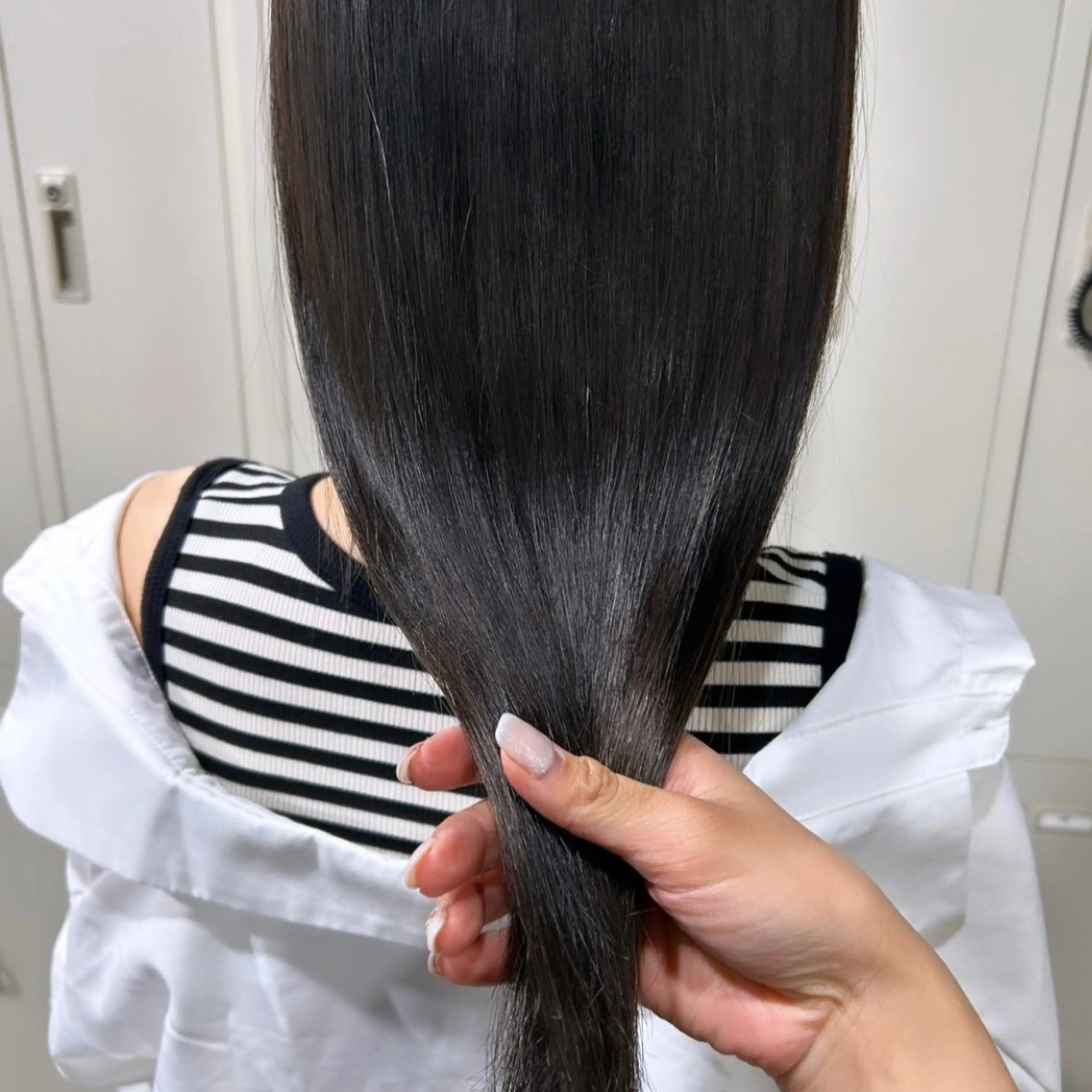 セミロング IS所属・横浜美容室/透明感 カラー/レイヤーのヘアスタイル