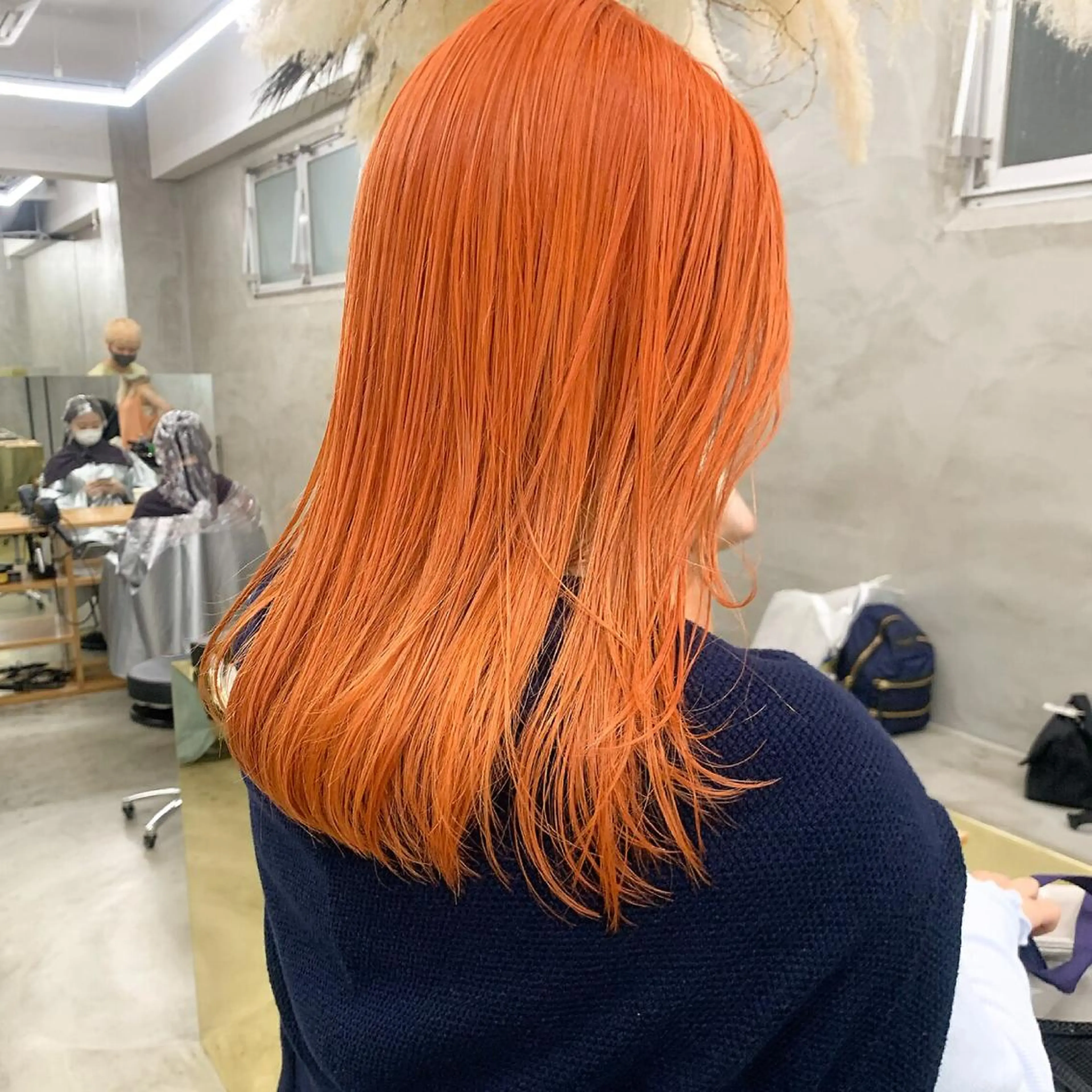 セミロング カラー パーマ ヘアアレンジ メンズ メンズバレイヤージュ メンズブリーチ センターパート フェードカット メンズハイライト カット ヘアカラー ハイトーン/レイヤー 🌸さくらのヘアスタイル