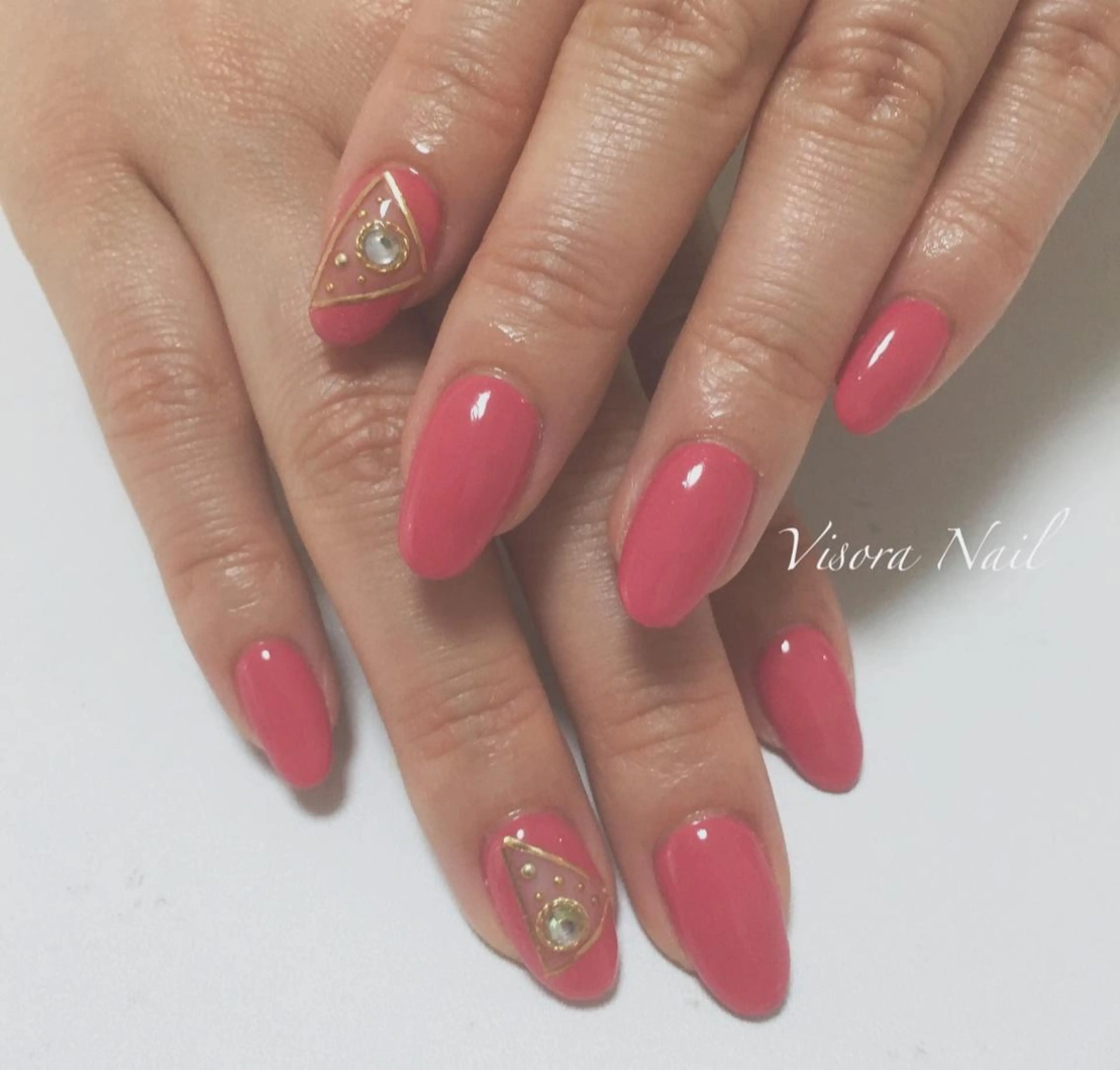 ネイル ハンドネイル 美SORA ～ｳﾞｨｿﾗ～のネイルデザイン