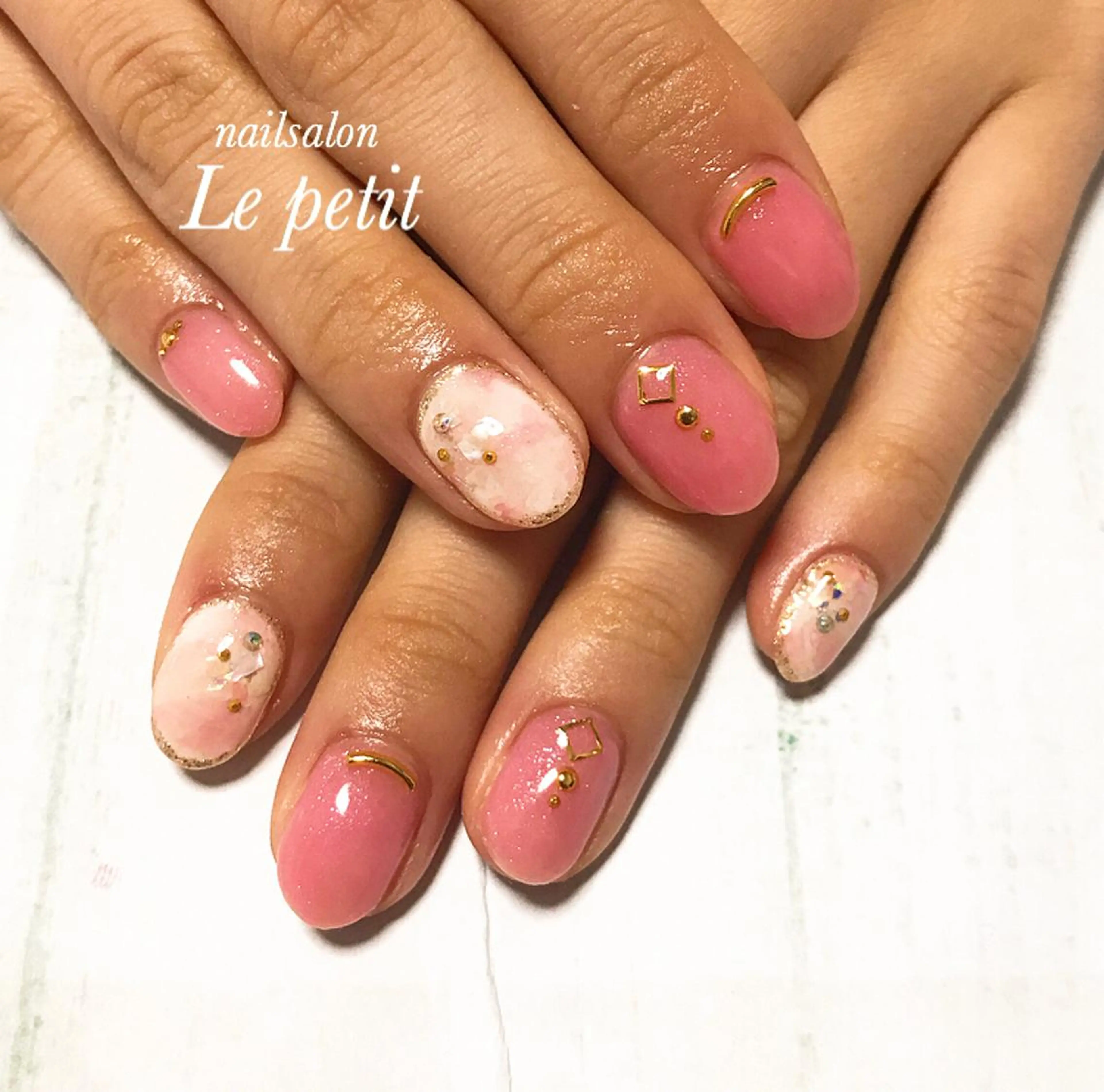 ネイル 石野 広佳のネイルデザイン