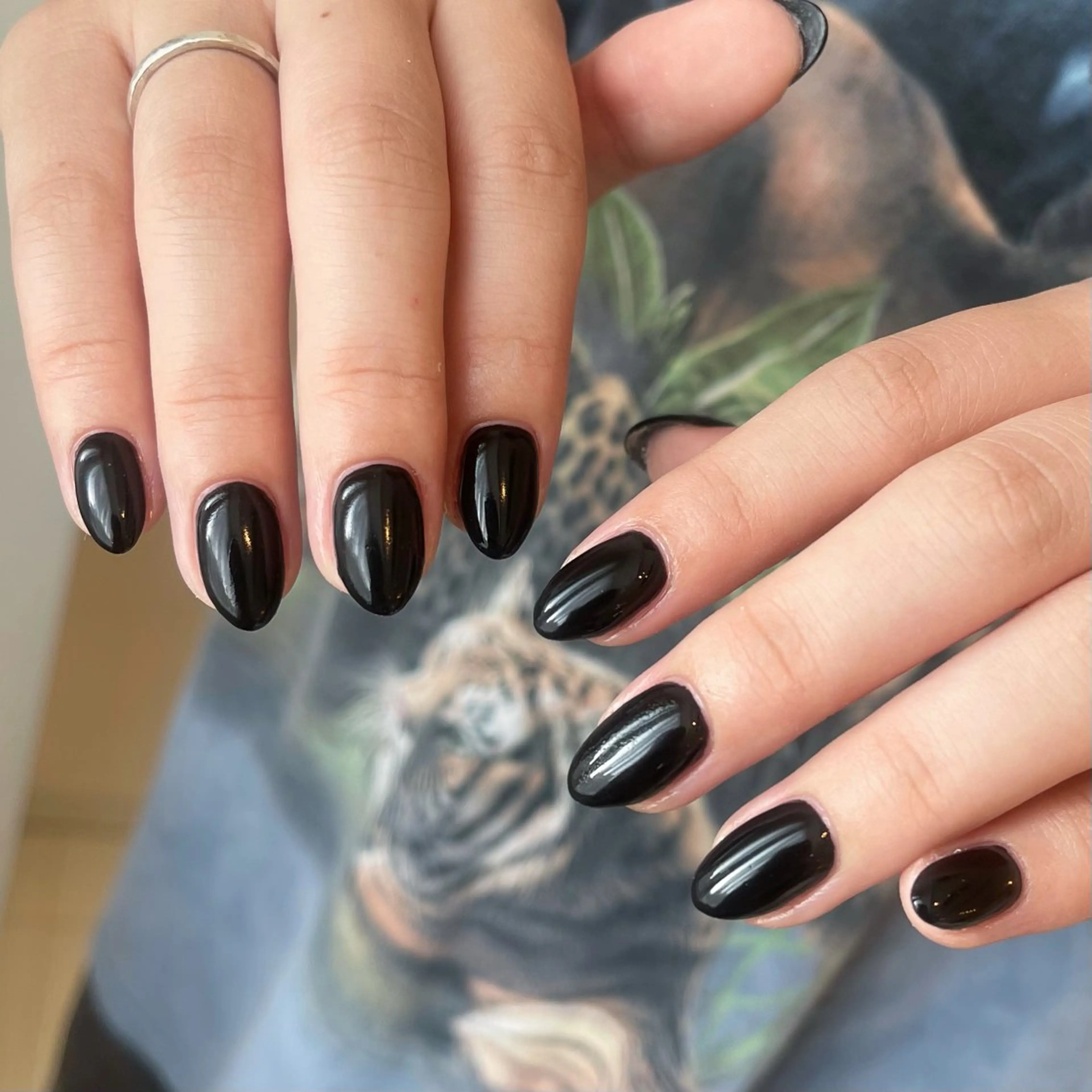 ネイル ワンカラーネイル ハンドネイル petit所属・Yuka ネイリストのネイルデザイン