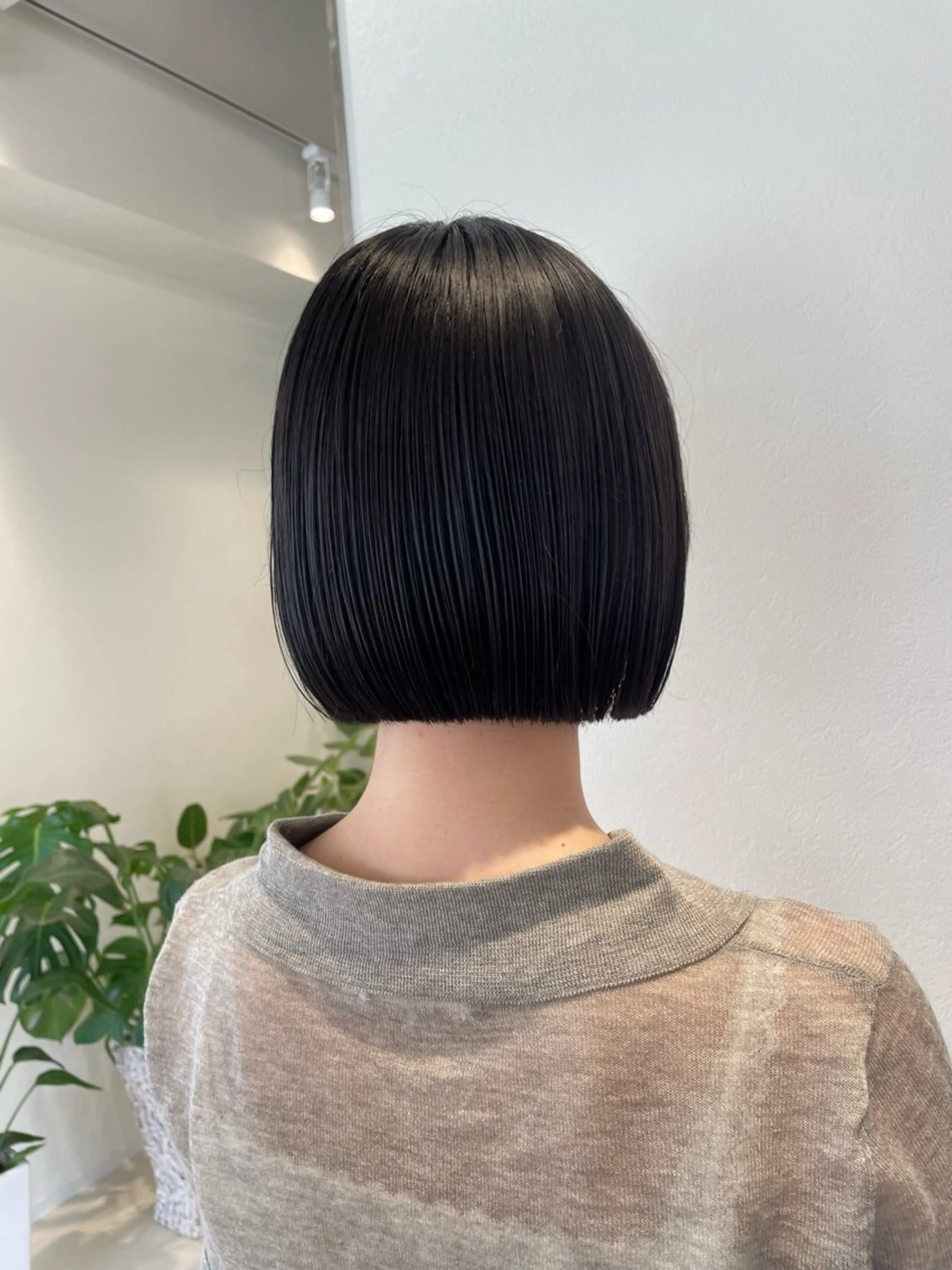 ショート 切りっぱなしボブ ボブ カット ボブ/インナーカラー /眉毛/Miyuのヘアスタイル