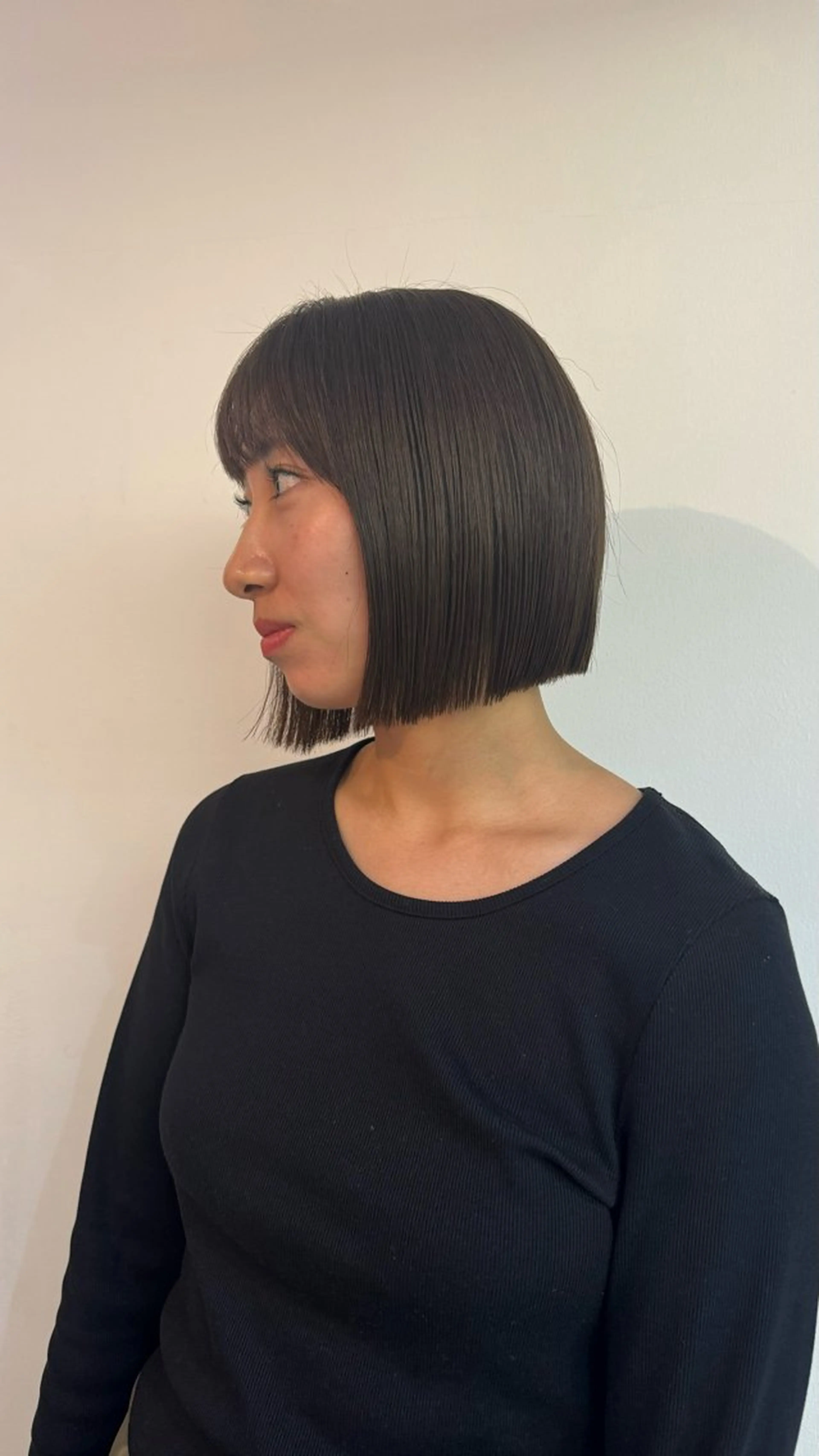 ショート カラー 透明感カラー オリーブカラー ボブ カット ヘアカラー トリートメント Seeknext // Rukaのヘアスタイル