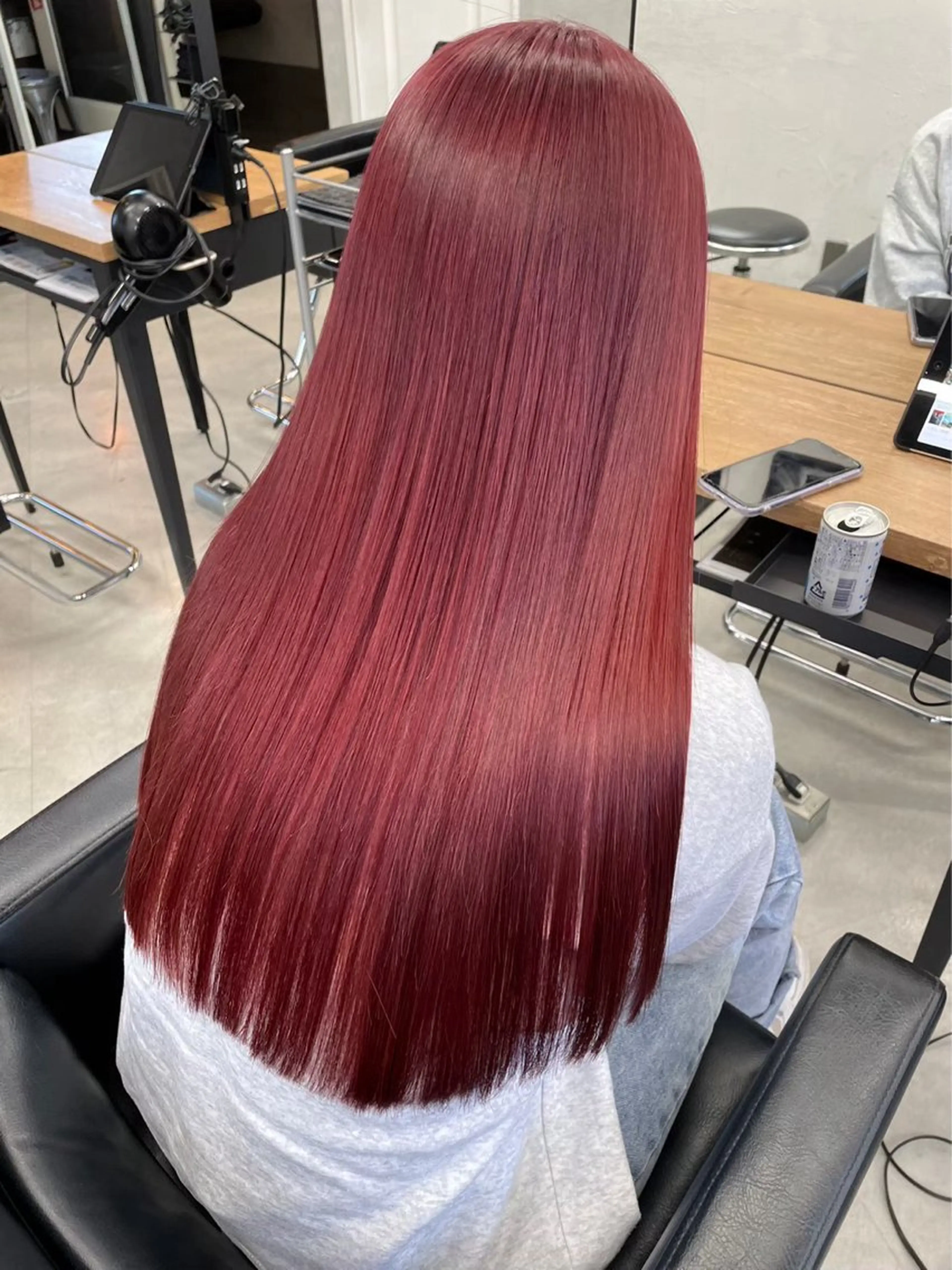 ロング カラー ブリーチ ケアブリーチ ダブルカラー レッドカラー トリートメント カット ヘアカラー トリートメント RYOSUKE ハイトーンのヘアスタイル