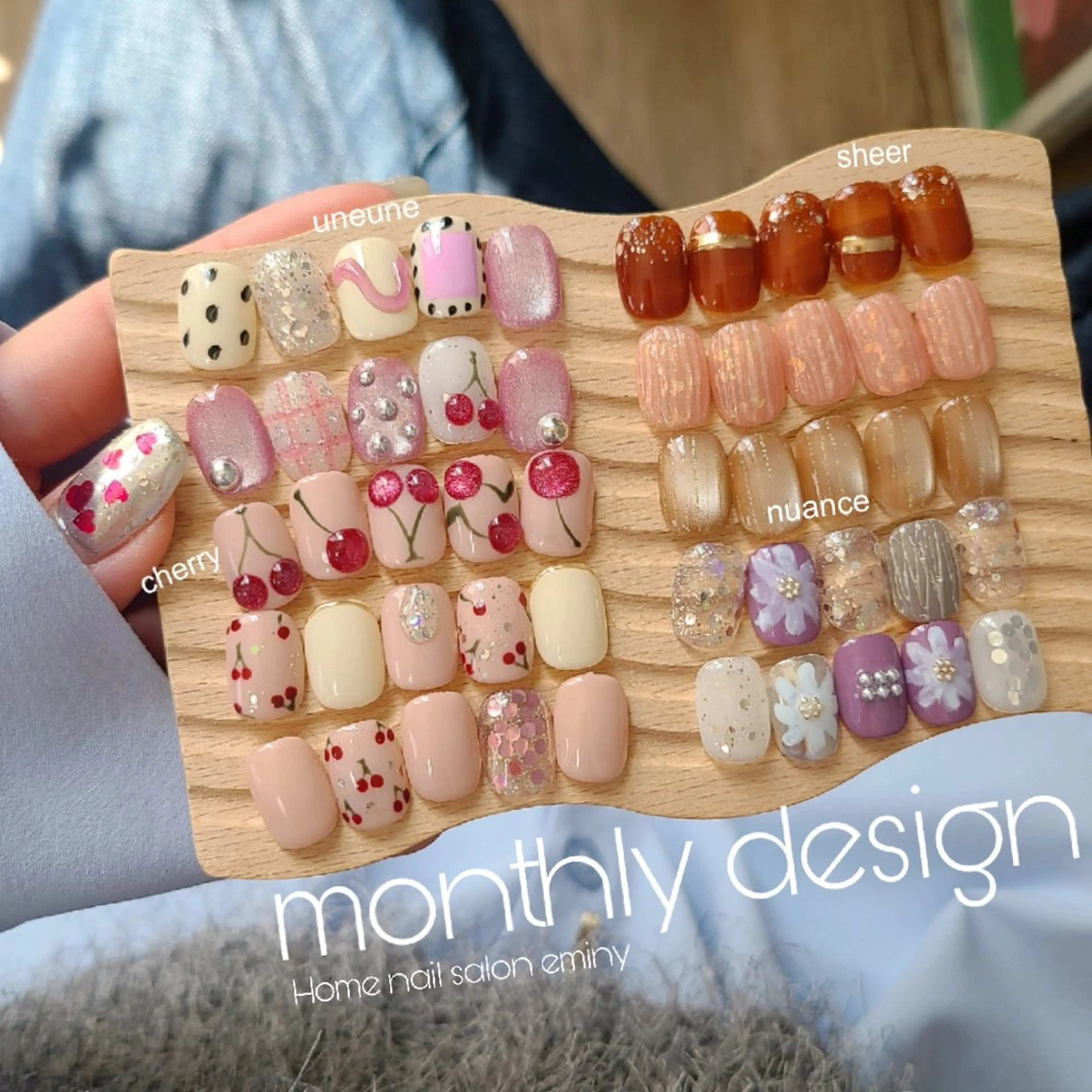 ネイル ジェルネイル 韓国ネイル マグネットネイル ぷっくりネイル シルバー nail salon  eminyのネイルデザイン