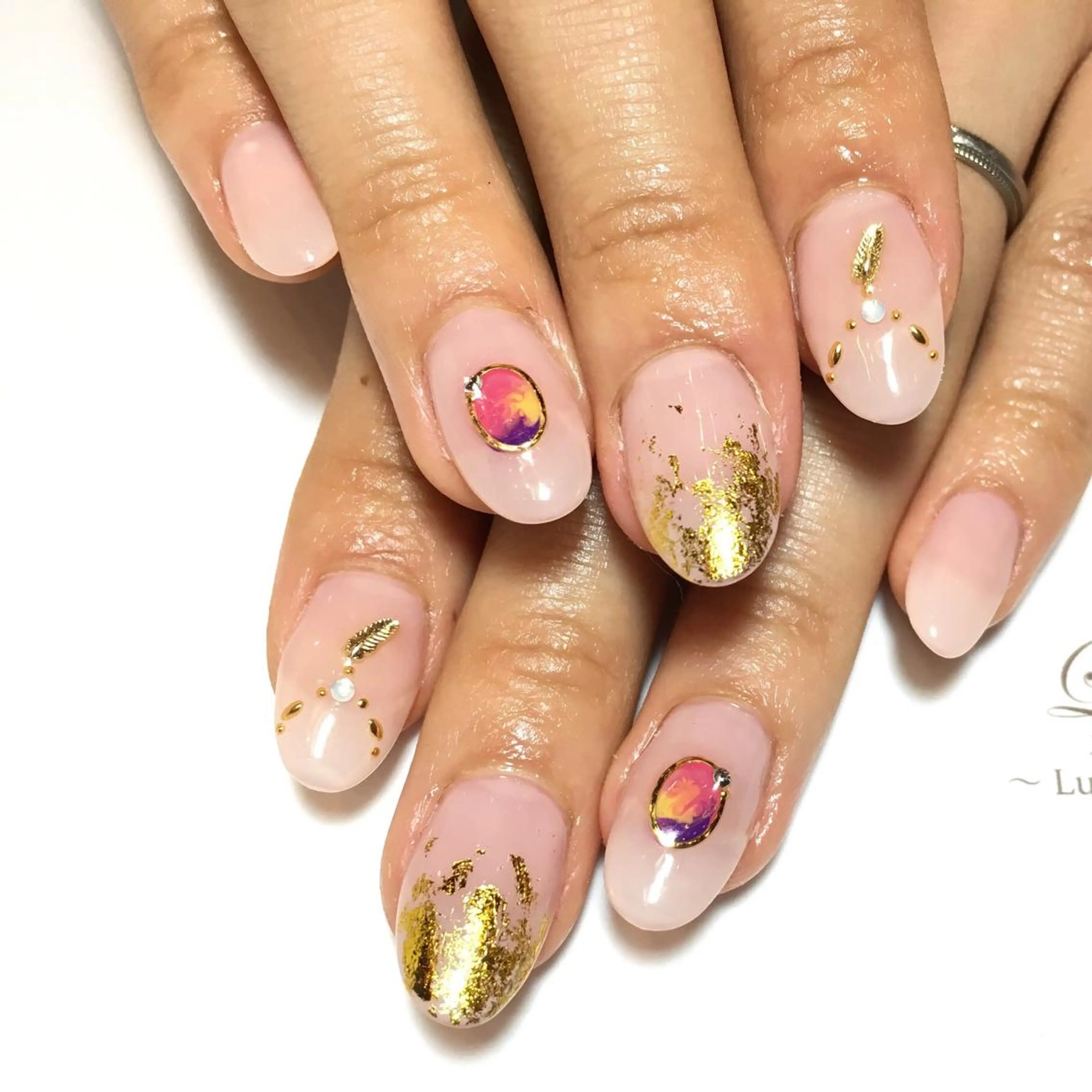 ネイル Li'leaNail AINAのネイルデザイン