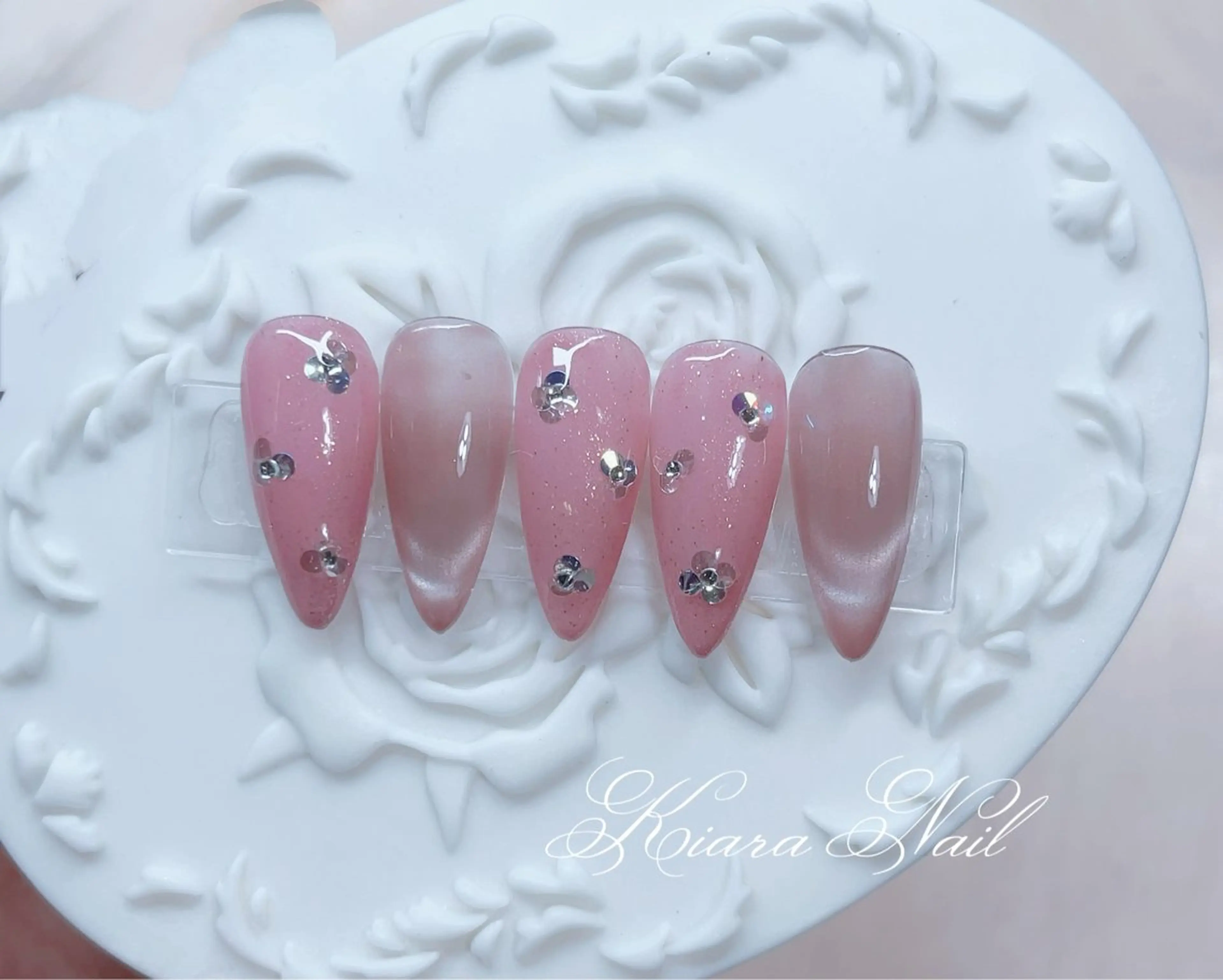 ネイル 🍭Kiara Nail🍭のネイルデザイン