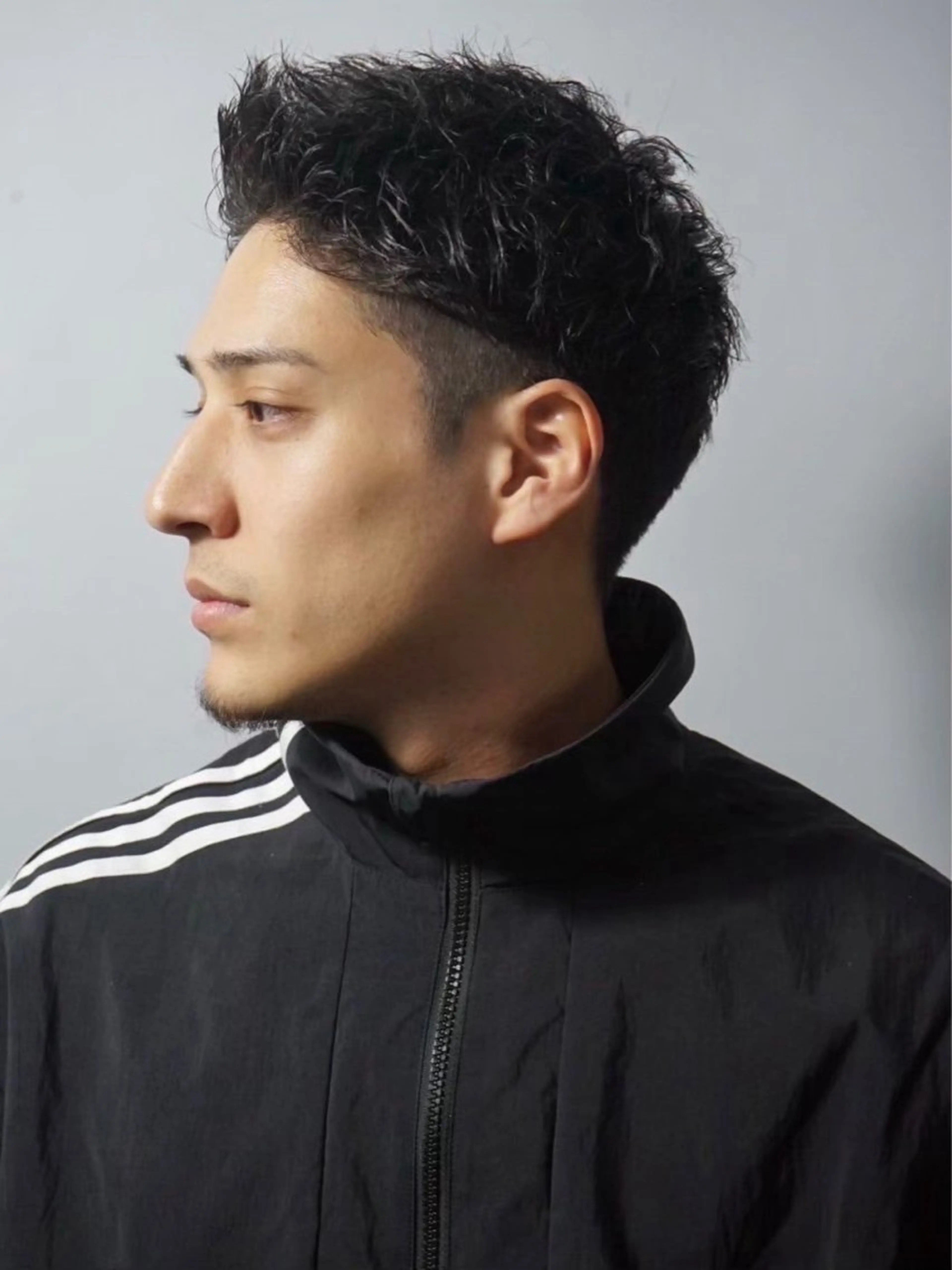 ミディアム 佐々木 開のヘアスタイル