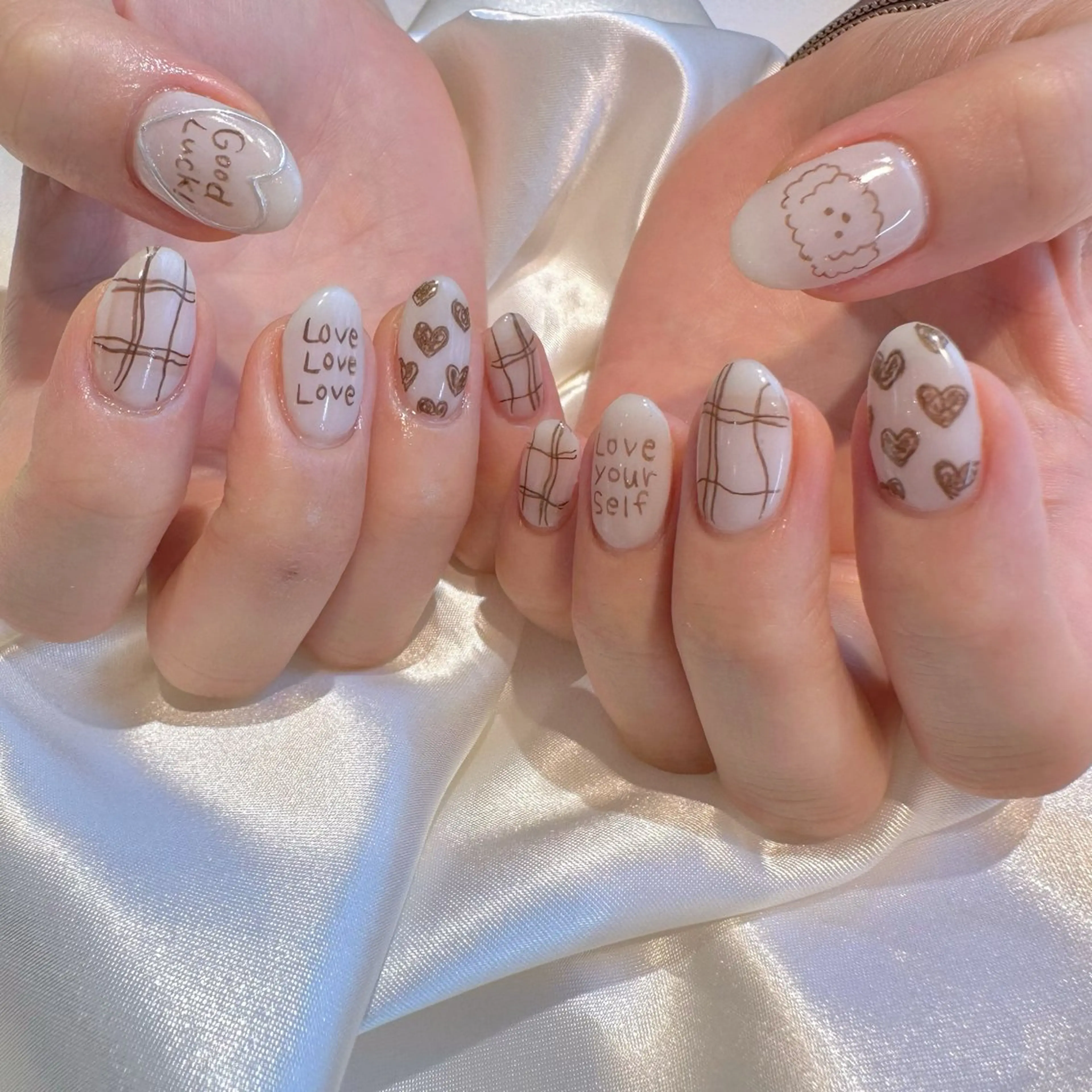 ネイル ハンドネイル ℝ𝕌𝕂𝔸 ✿のネイルデザイン