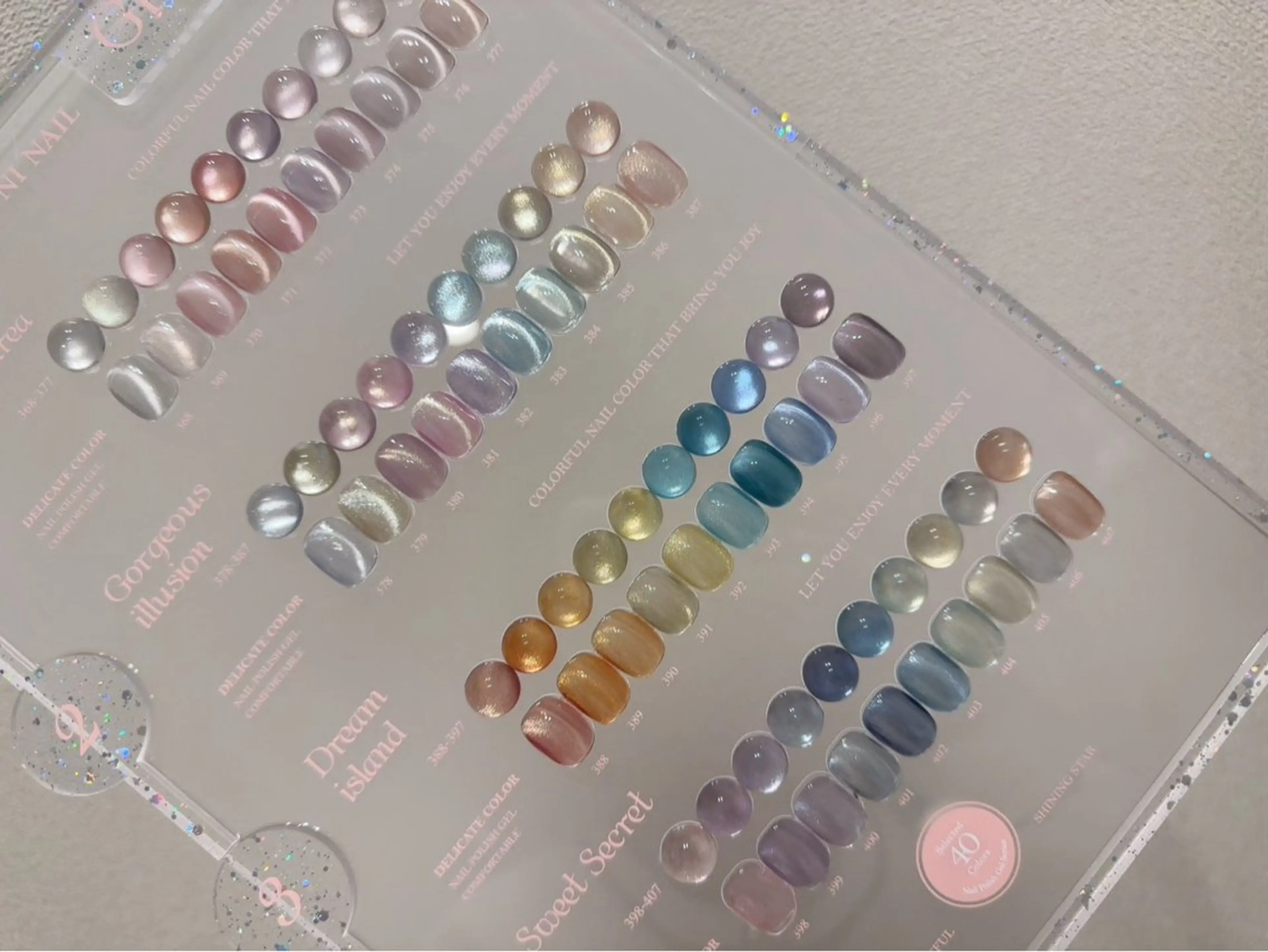 🔮40色から選べる🔮際まで美しい美フォルム♪ちゅるんちゅるんと輝く✨話題の水光マグネットワンカラー（※オフ有り）の写真