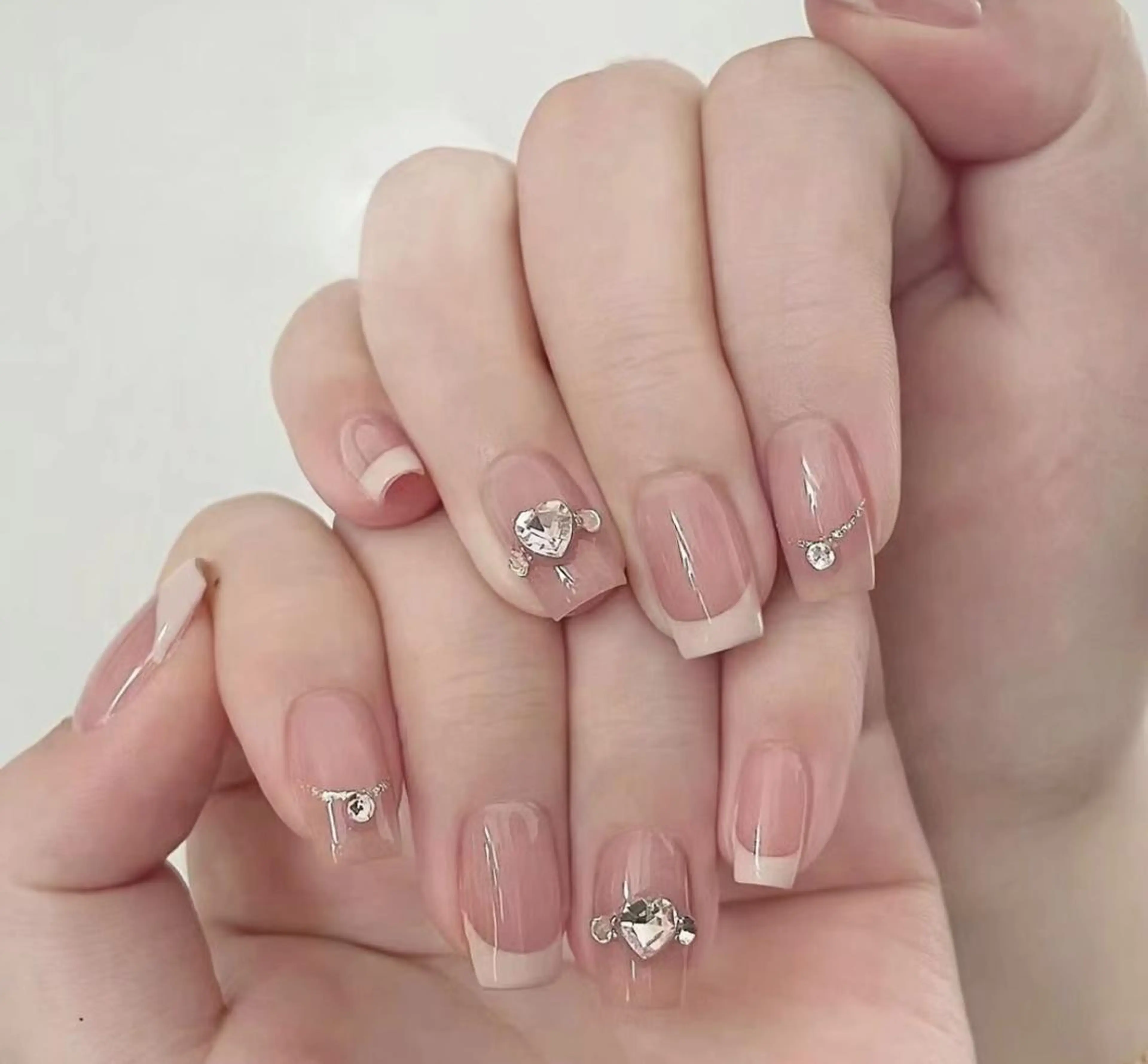 ネイル VIVIAN エイのネイルデザイン