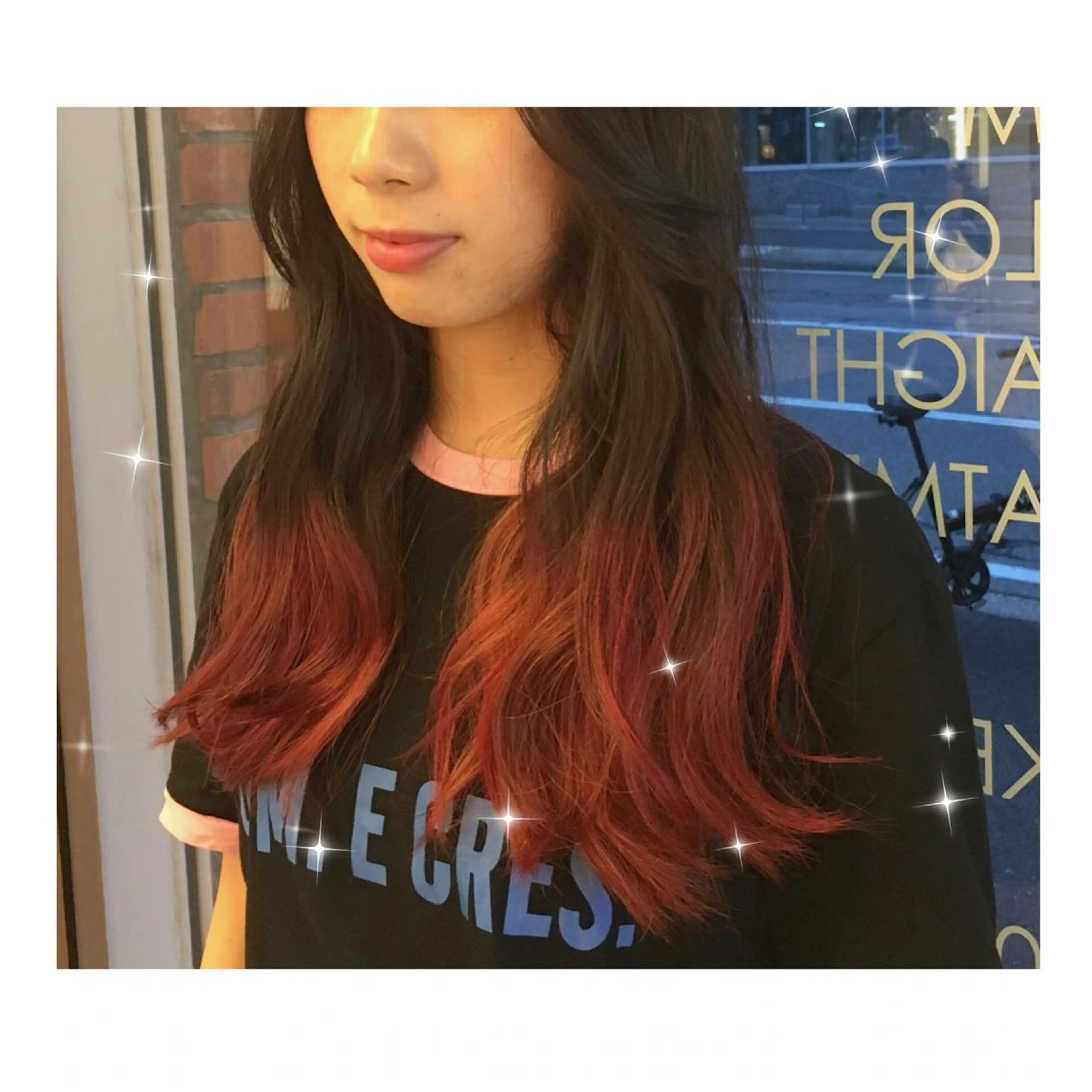 ロング カラー グラデーションカラー 加藤 あやみのヘアスタイル