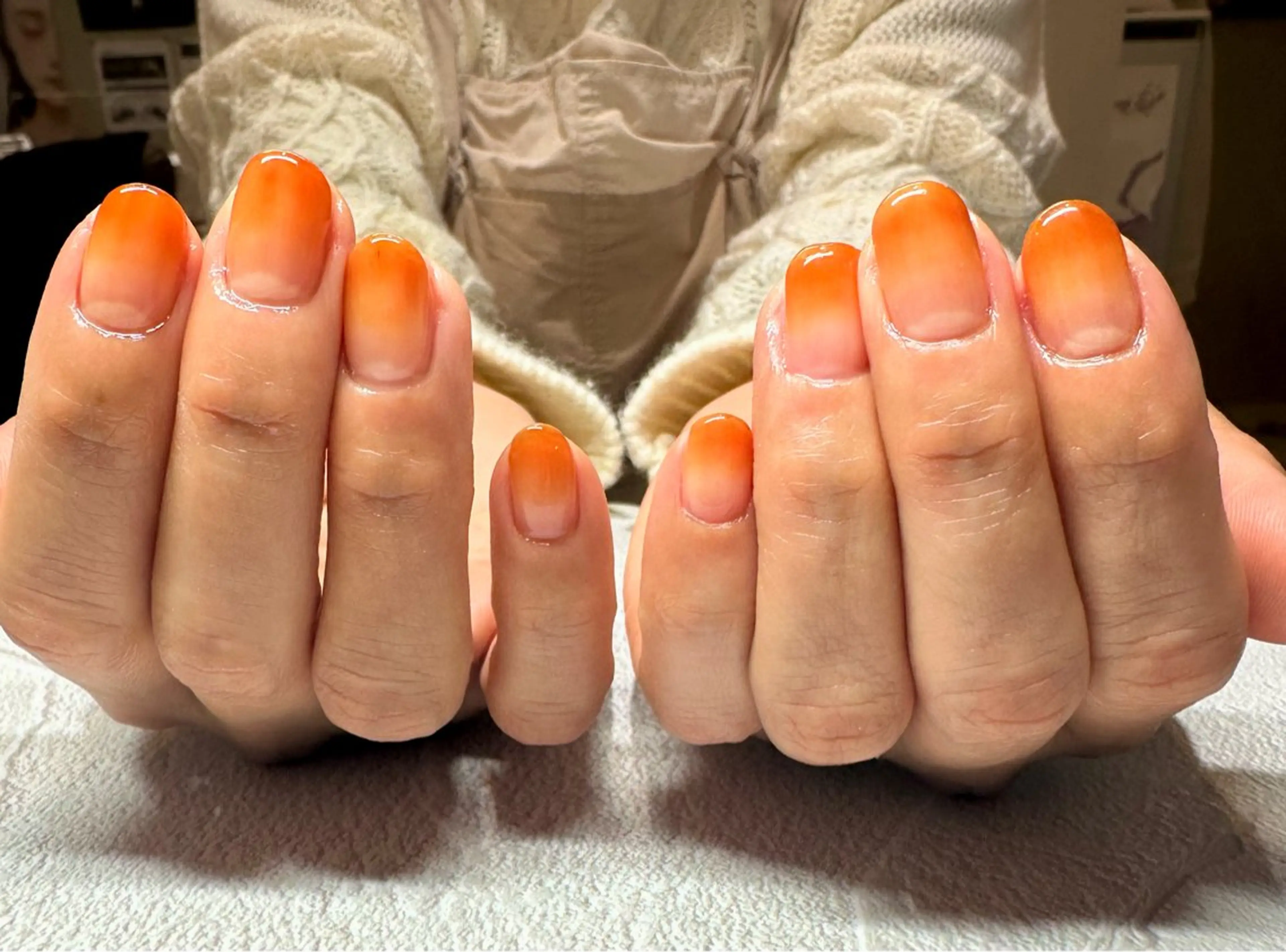 ネイル グラデーション Tanemoto所属・Ueda Rieのネイルデザイン