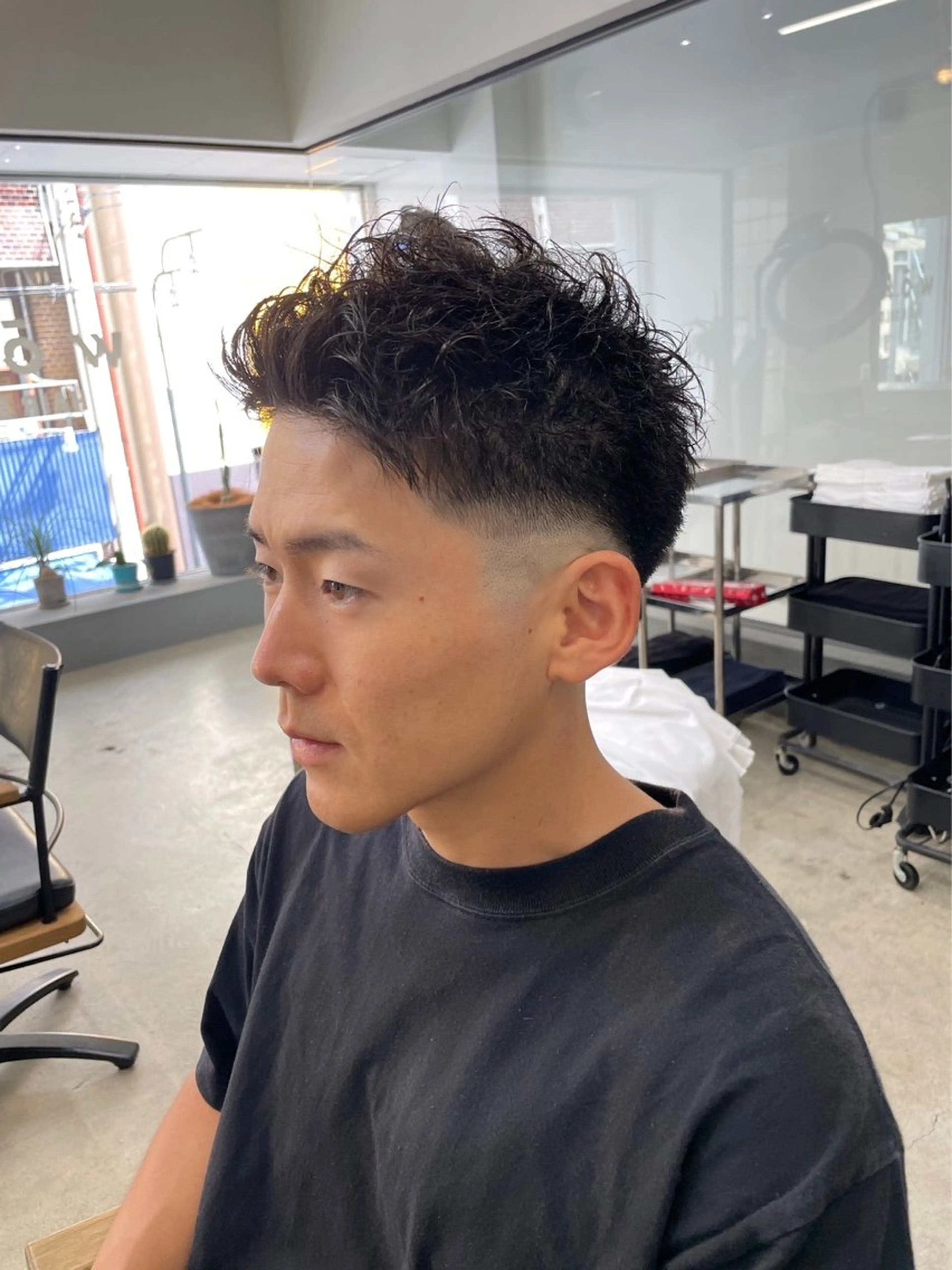ショート パーマ メンズ カット パーマ メンズ専門サロン wokeのヘアスタイル