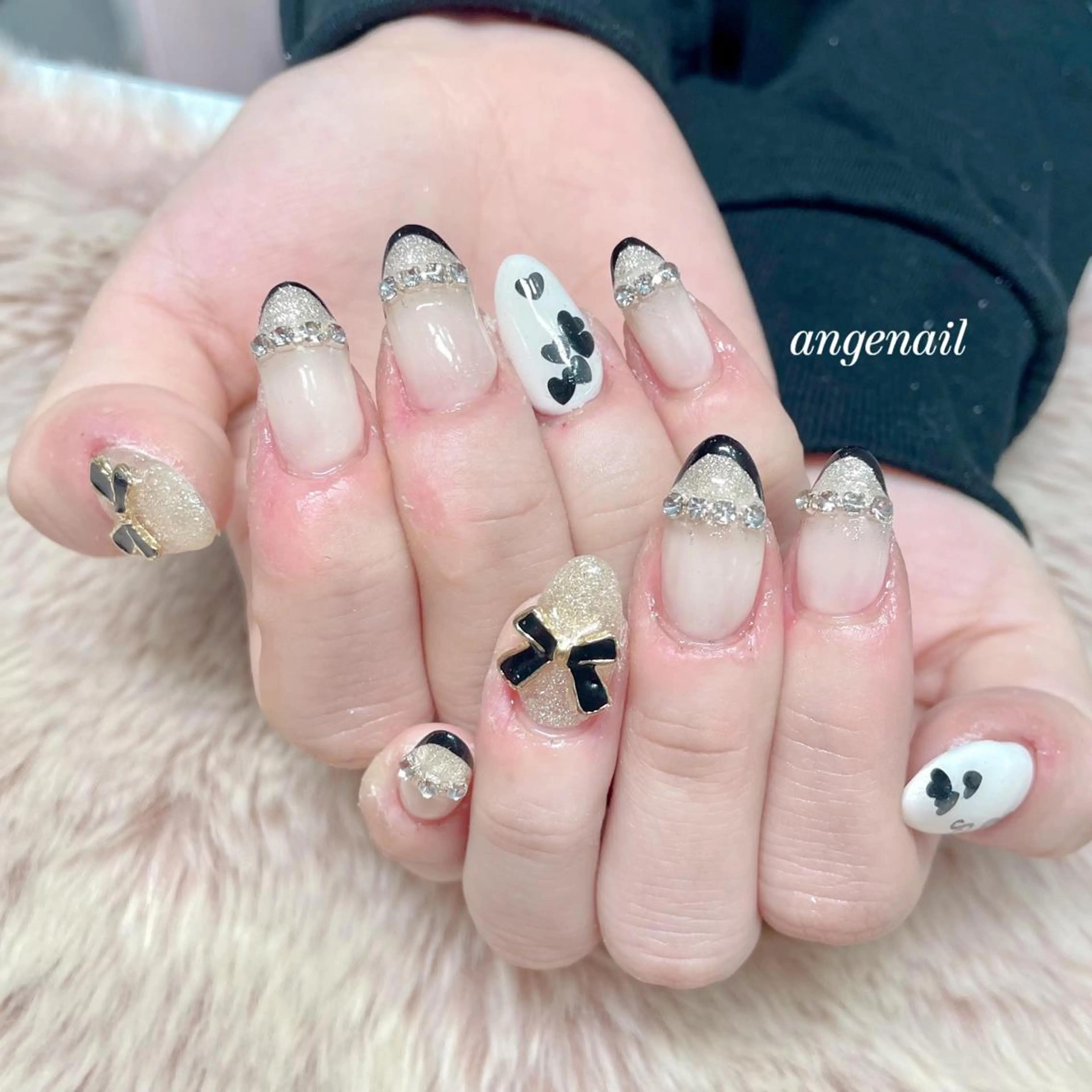 ネイル ハンドネイル オーナーネイリスト MAKIのネイルデザイン