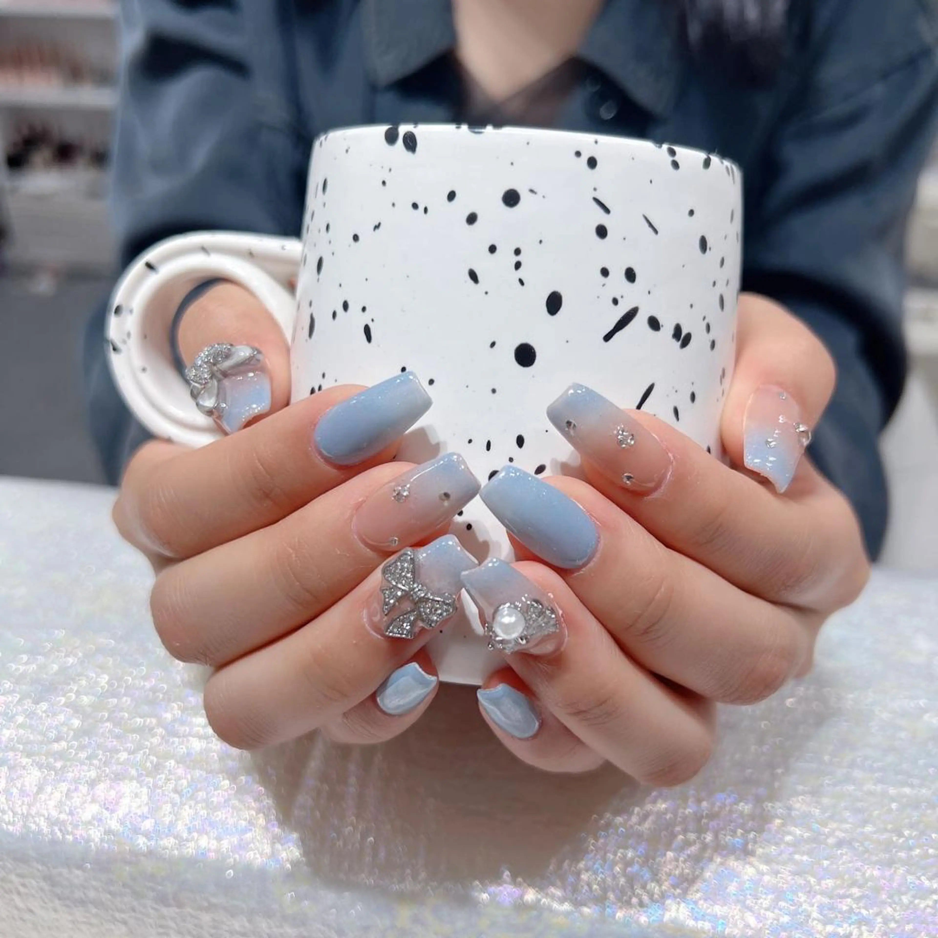 ネイル 長さ出し ネイルチップ Queens ゲンのネイルデザイン