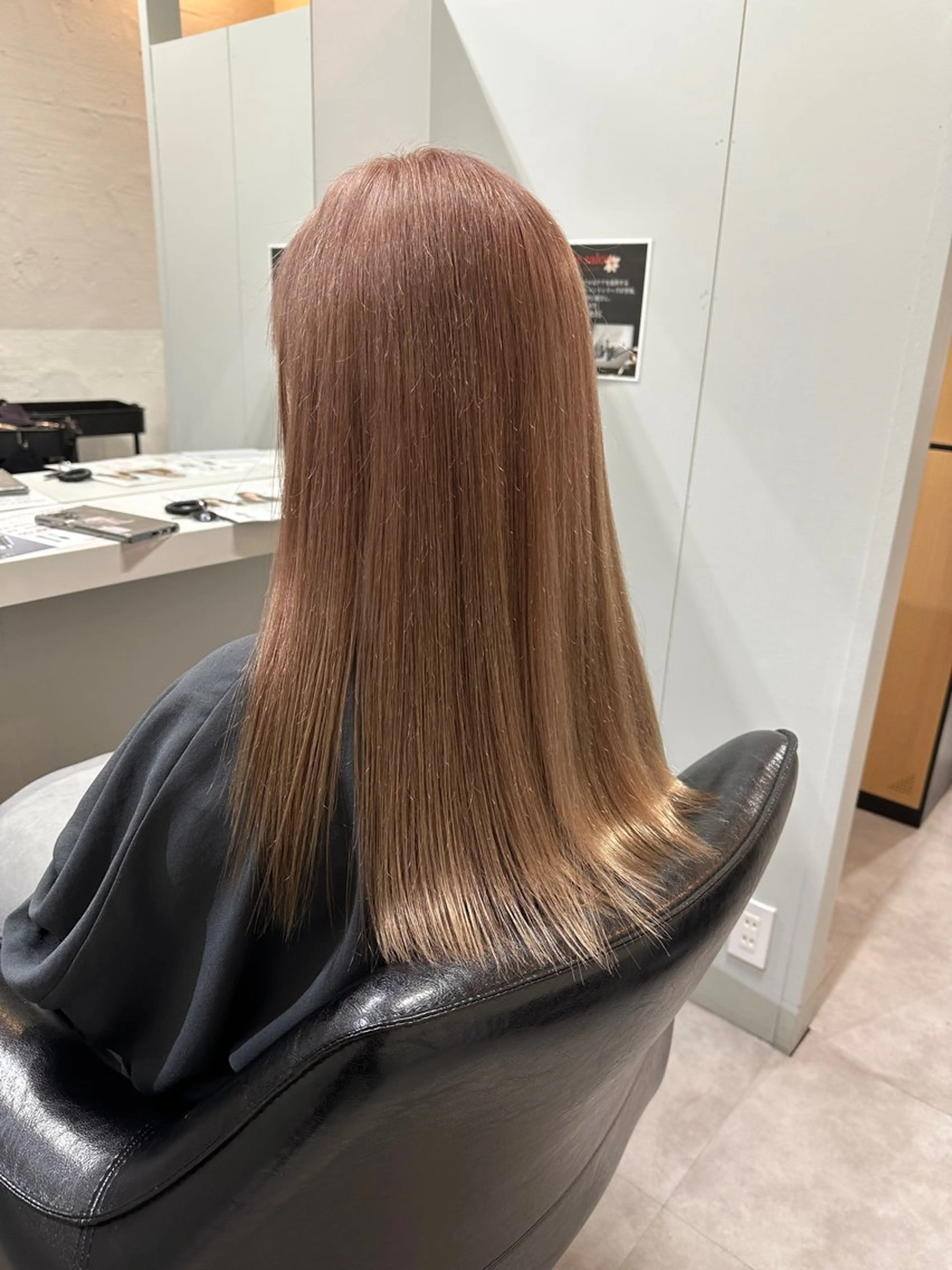 ロング カラー ベージュカラー ブリーチ ピンクカラー ピンクベージュ ヘアカラー トリートメント ハイライト/ ブリーチ😈小倉😈のヘアスタイル