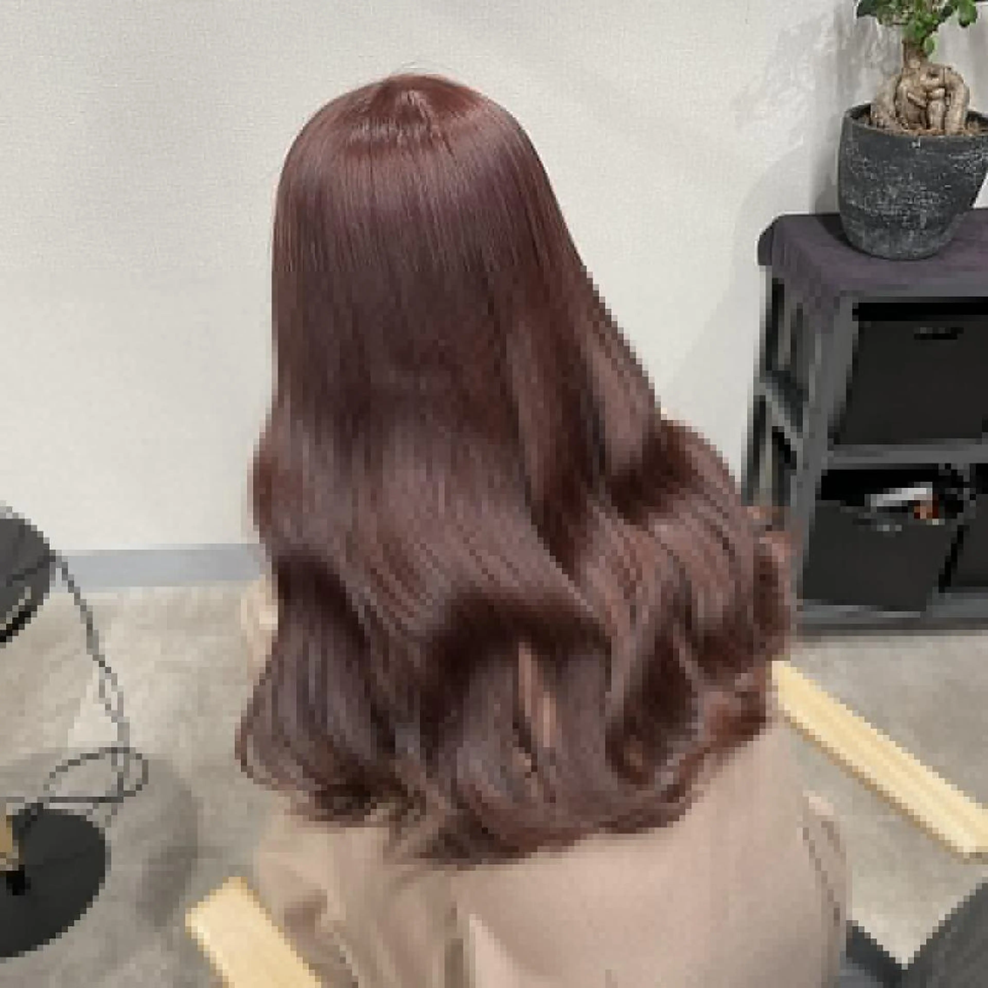 カラー 暖色カラー✨代表しげ オグジュアリーのヘアスタイル