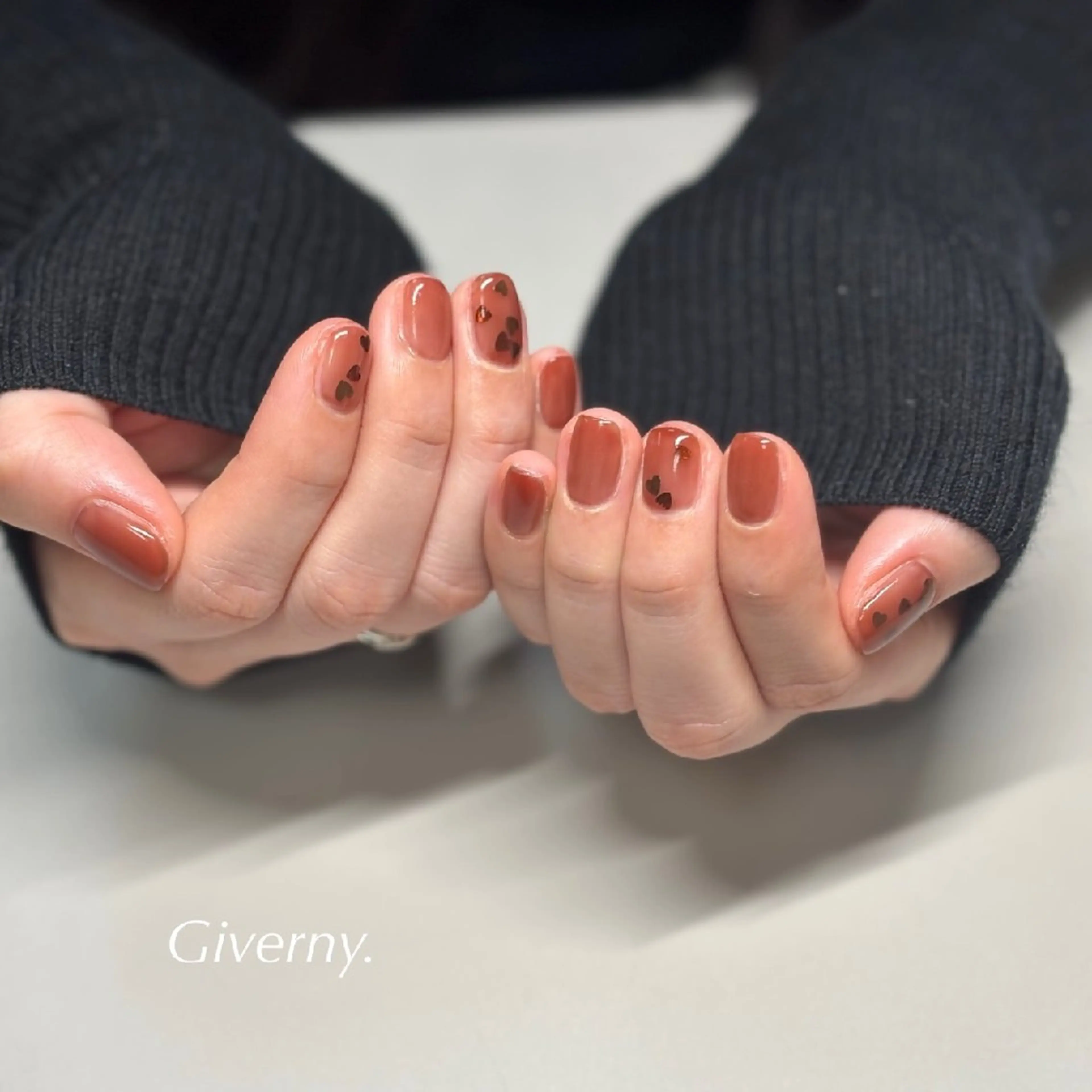 ネイル ハート バレンタイン ハンドネイル Giverny .のネイルデザイン