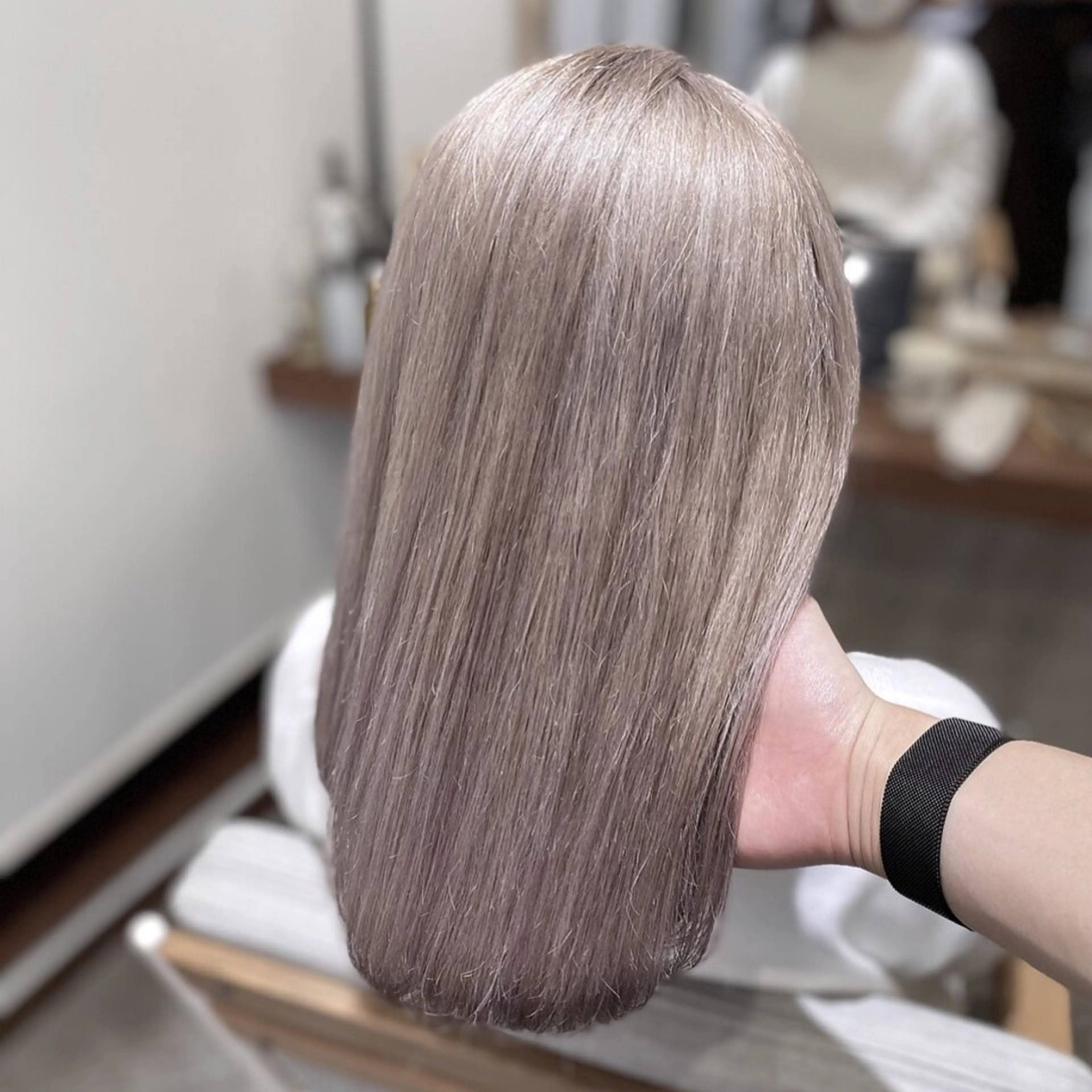 セミロング カラー ブリーチ ヘアカラー トリートメント 💖ブリーチ/暖色 𝐘𝐮𝐢💖のヘアスタイル