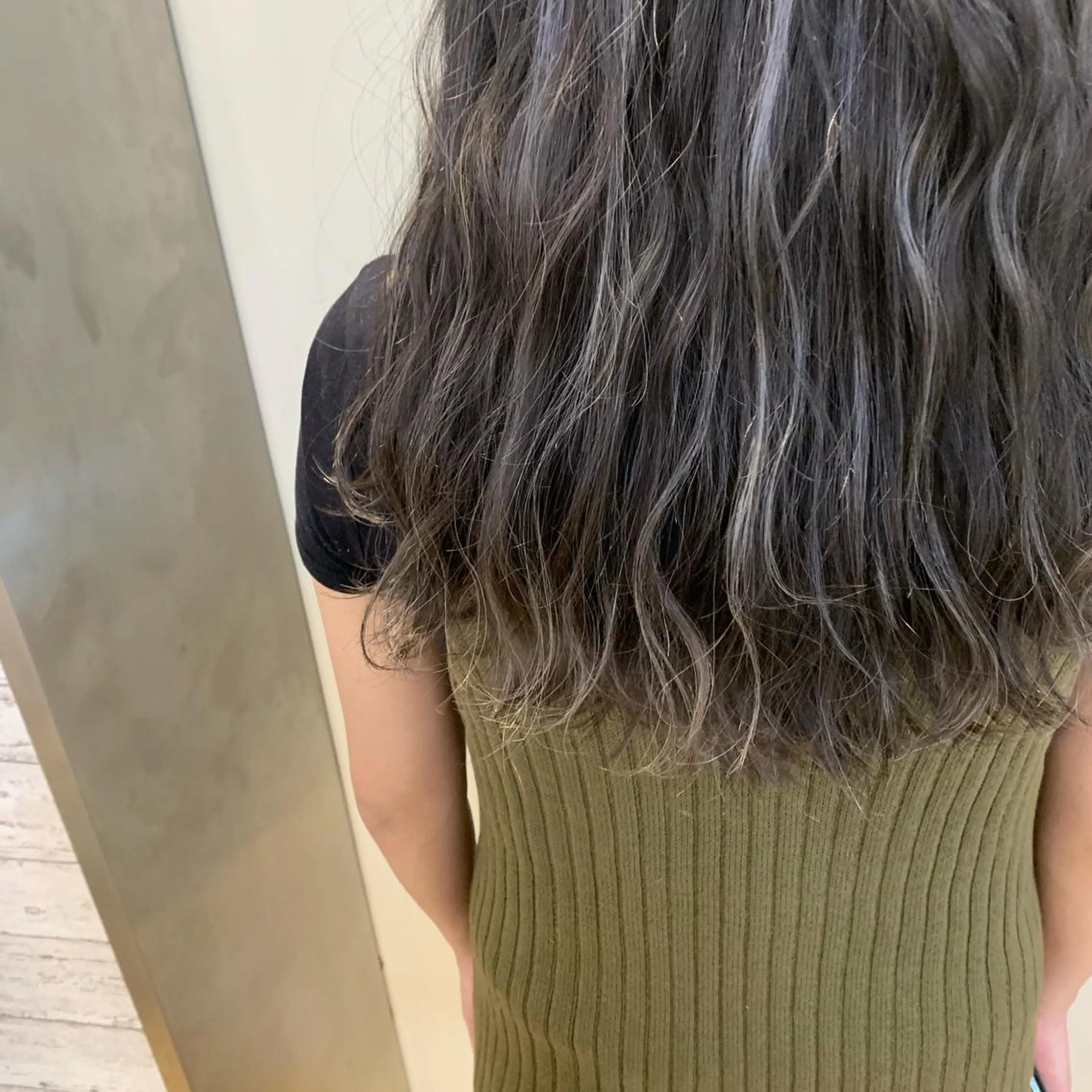 カラー ハイライトカラー GOTODAYシェアサロン所属・天野 利咲のヘアスタイル