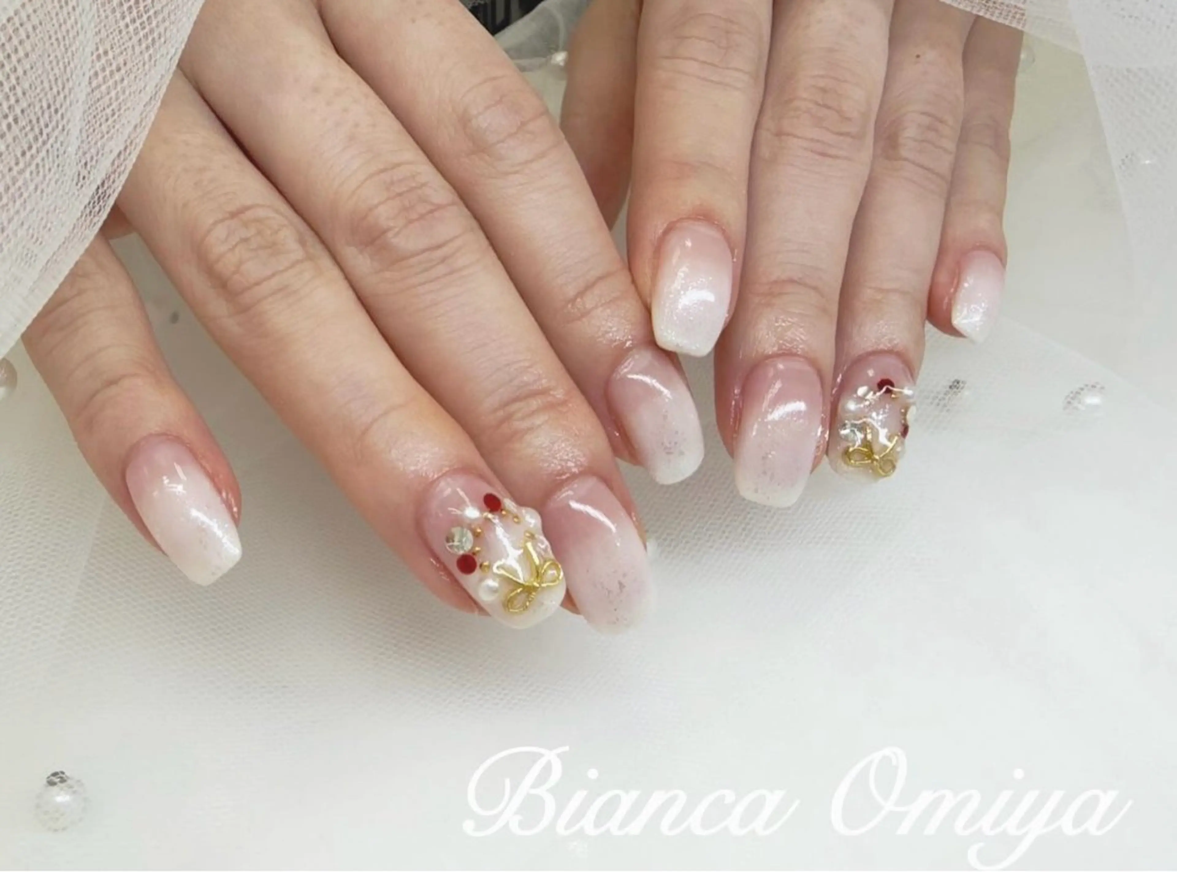 ネイル フラッシュネイル フレンチネイル ジェルネイル グラデーション マグネットネイル ハンドネイル 岩松 沙耶のネイルデザイン