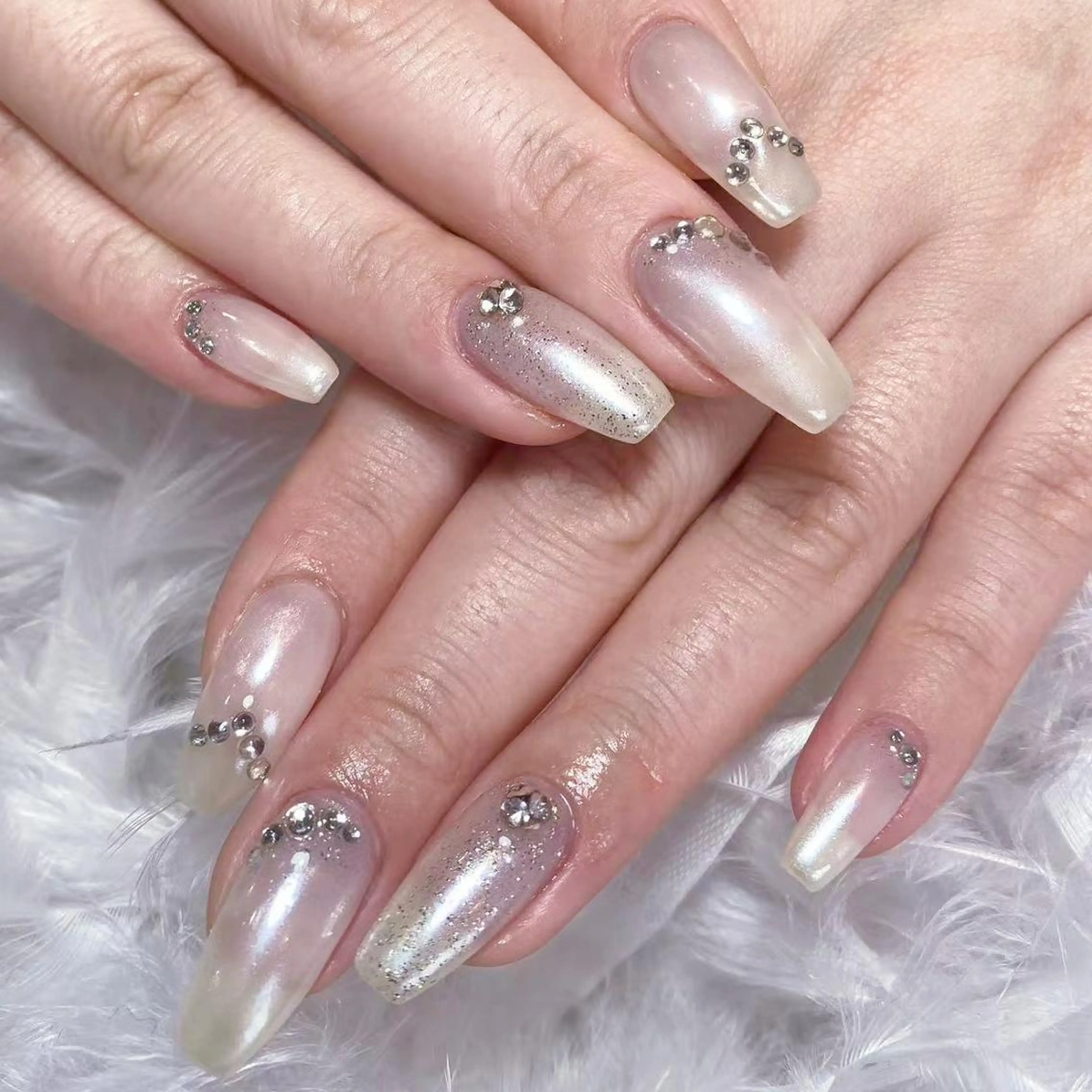 ネイル アートネイル オーロラネイル フラッシュネイル ガーリー キラキラネイル ハンドネイル DIAMOND NailStudioのネイルデザイン