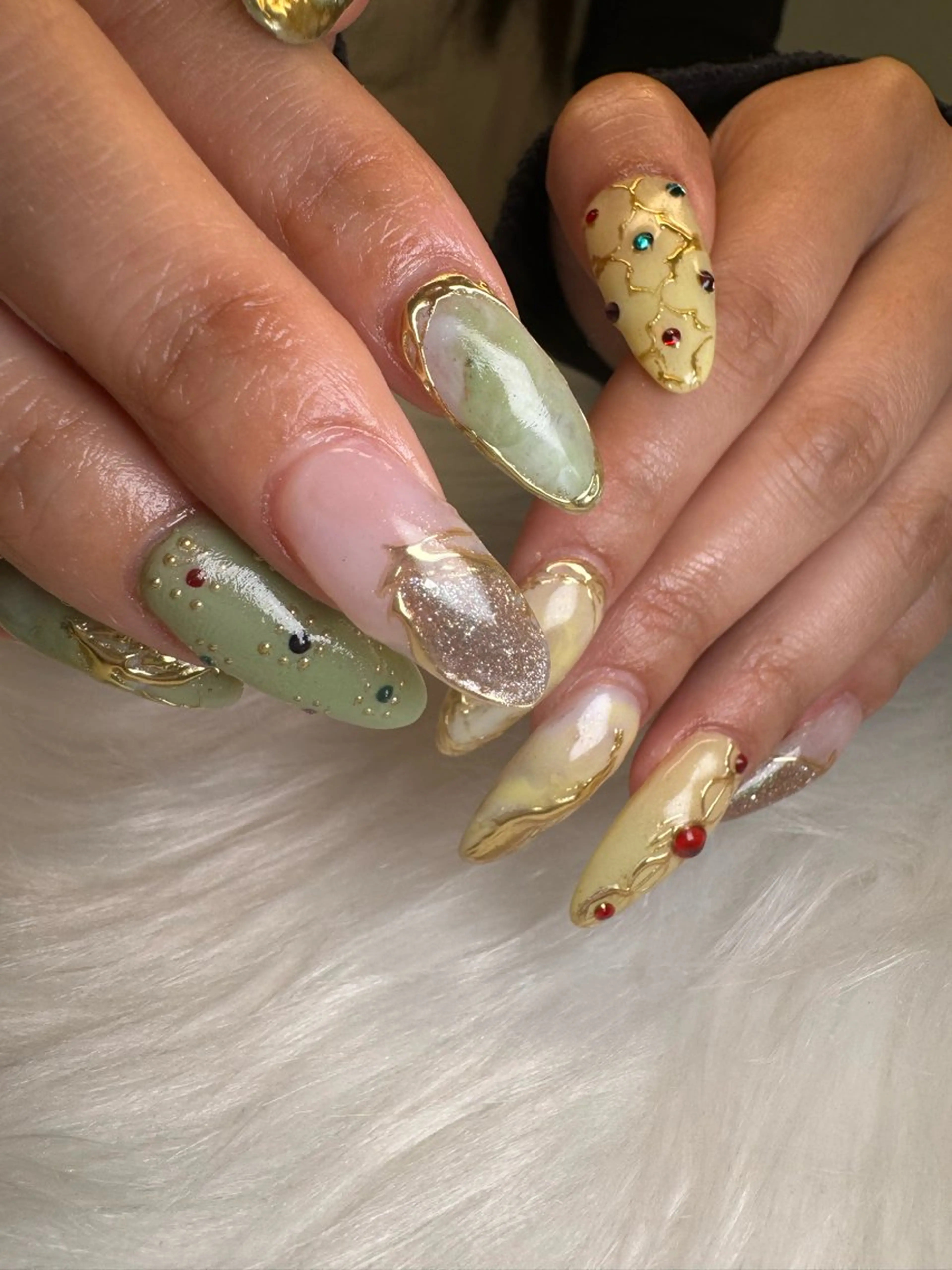 ネイル ハンドネイル YOUTH nails waxing所属・YOUTH natsumiのネイルデザイン