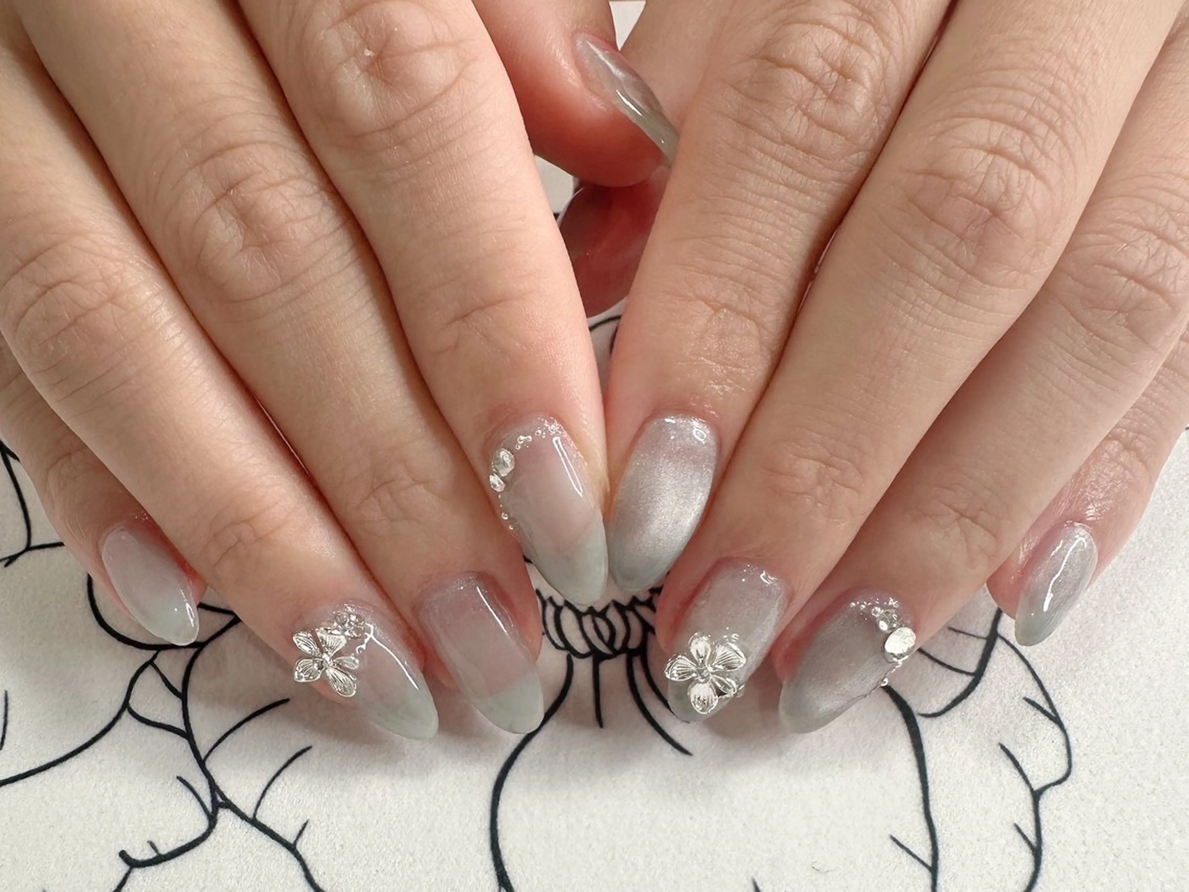 【オフ込み】12月ご来店クーポン 🌼お持ち込みデザインネイルの写真