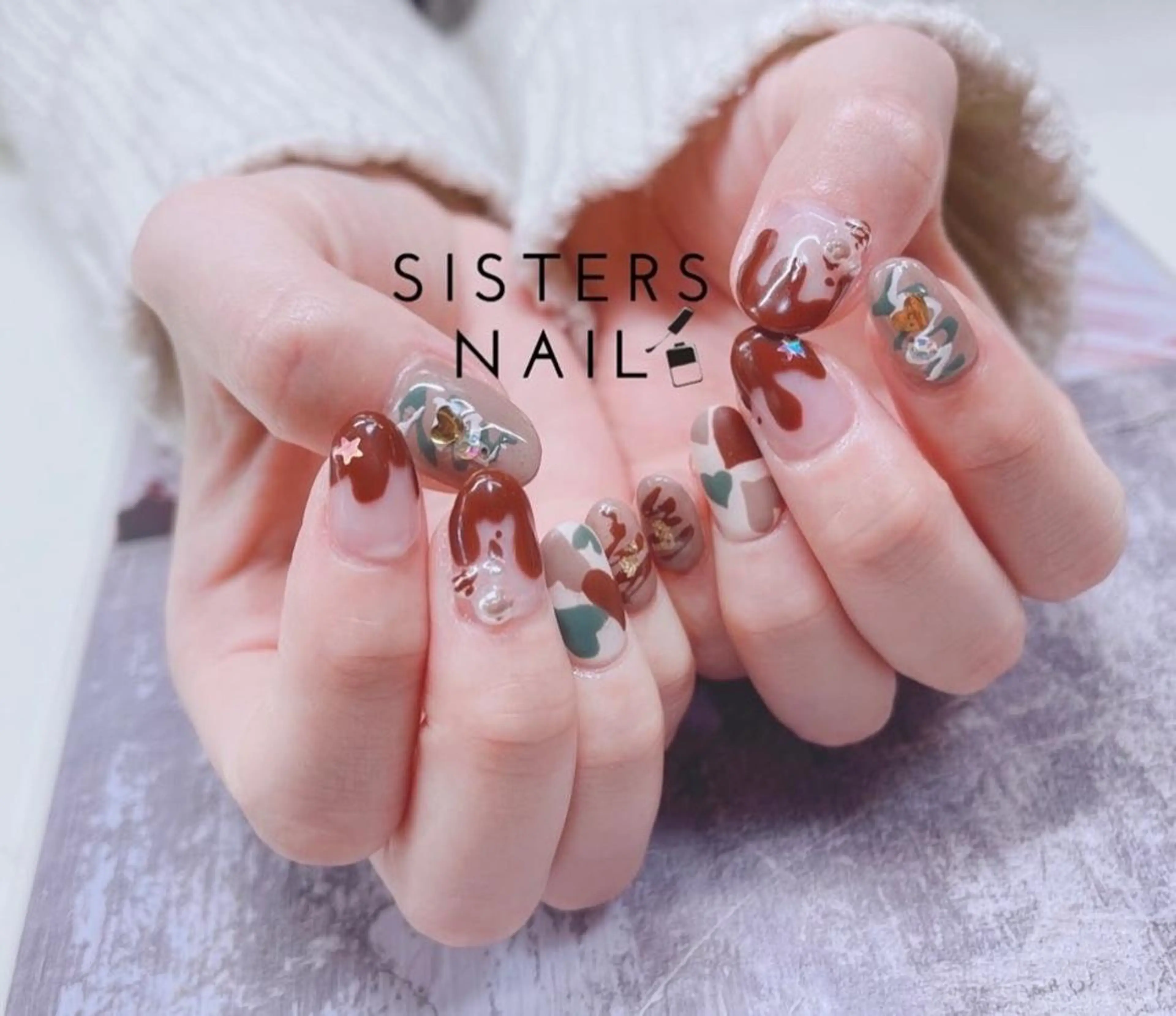 ネイル アートネイル ブラウン フレンチネイル ハート バレンタイン sisters nail.fのネイルデザイン