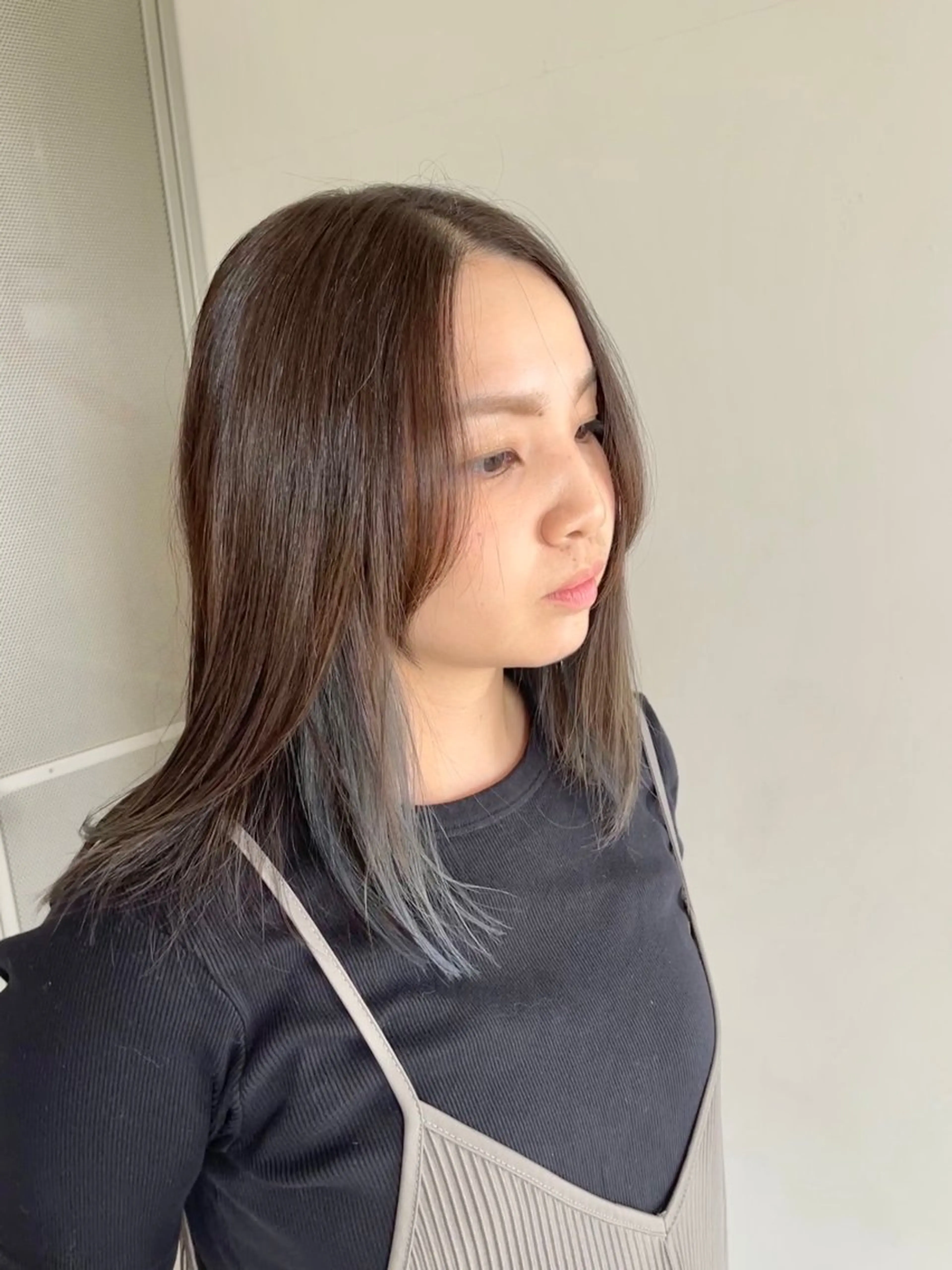 ミディアム カット ヘアカラー 三好 達也のヘアスタイル