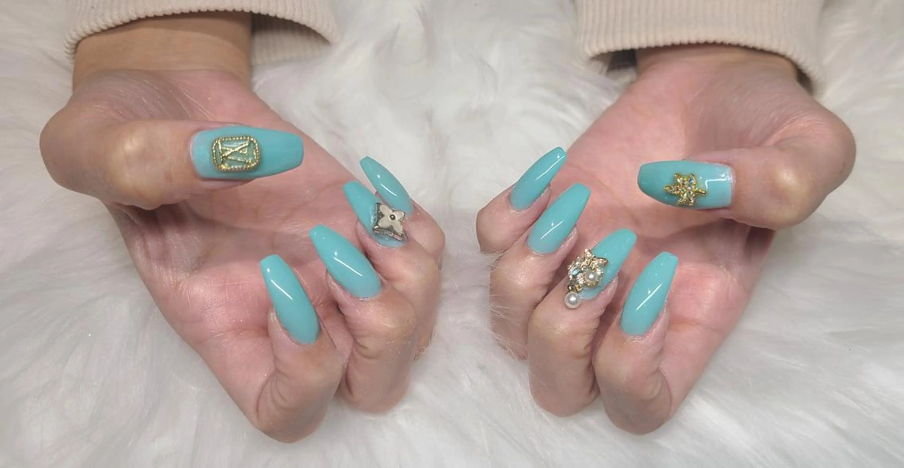 ネイル ワンカラーネイル ハンドネイル Ravissy nail.のネイルデザイン