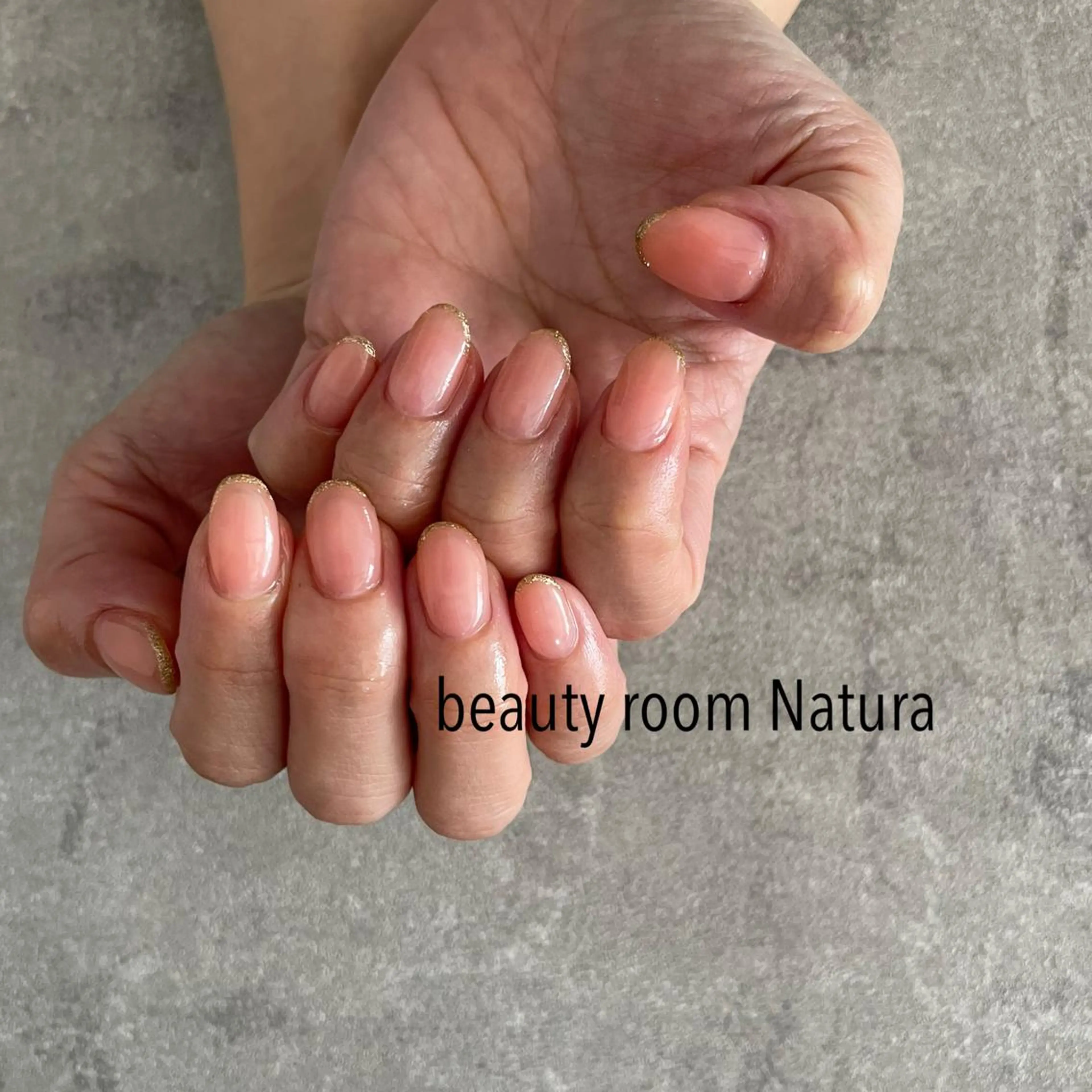 ネイル フレンチネイル ラメ(グリッター) beautyroom Naturaのネイルデザイン