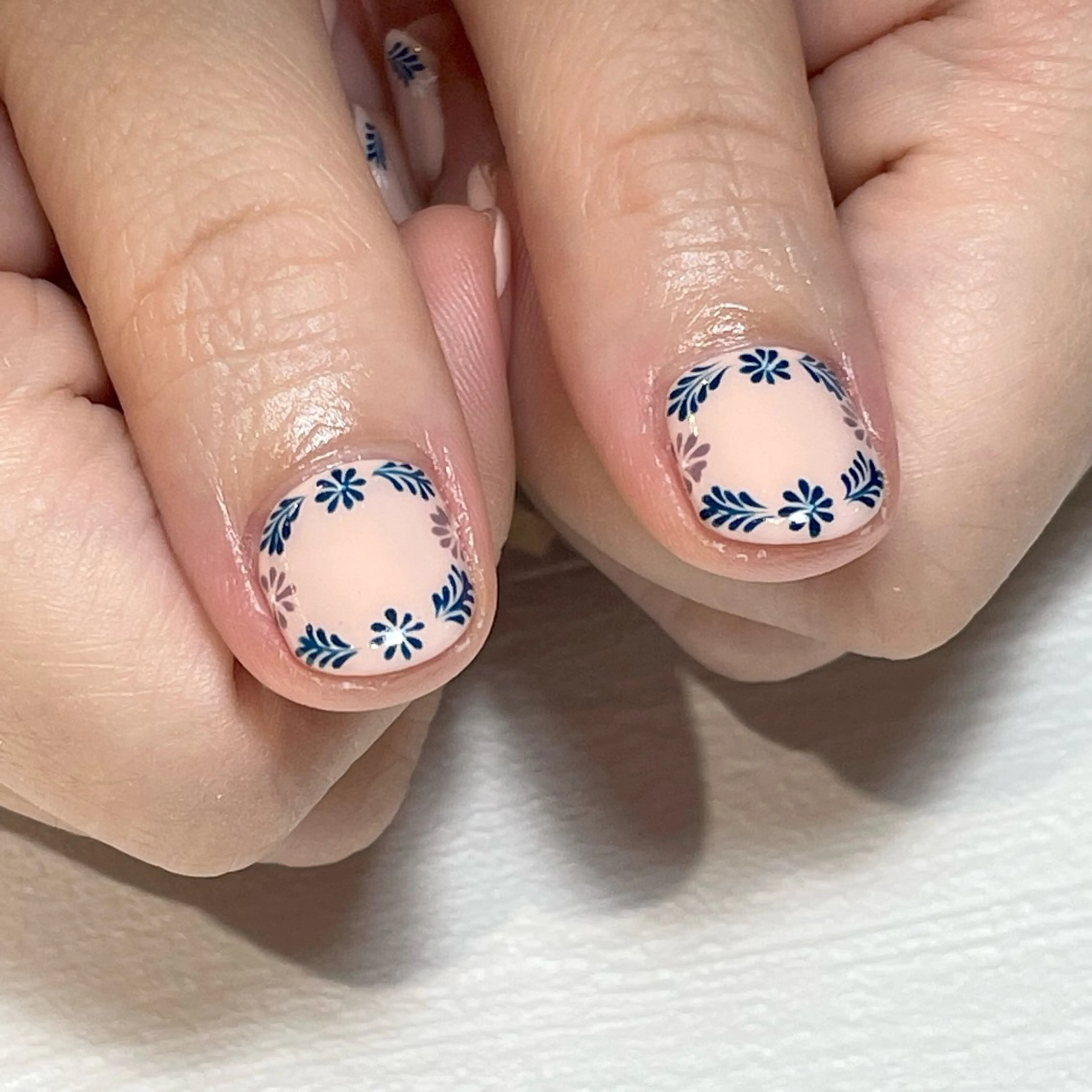 ネイル ハンドネイル Style Rougeのネイルデザイン