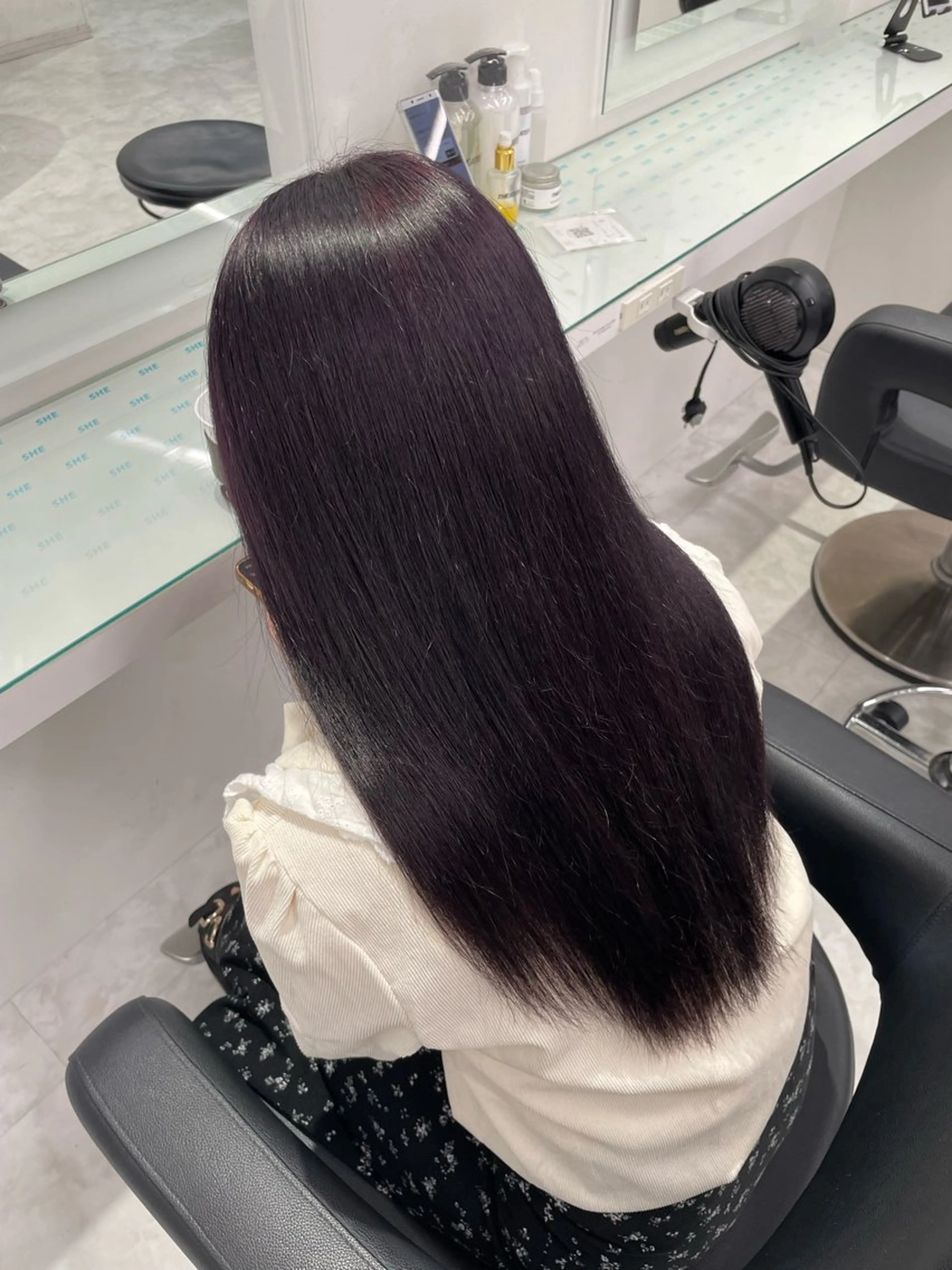 ロング カラー ヘアカラー トリートメント トレンド暖色ヘア🍒 miu🍒のヘアスタイル