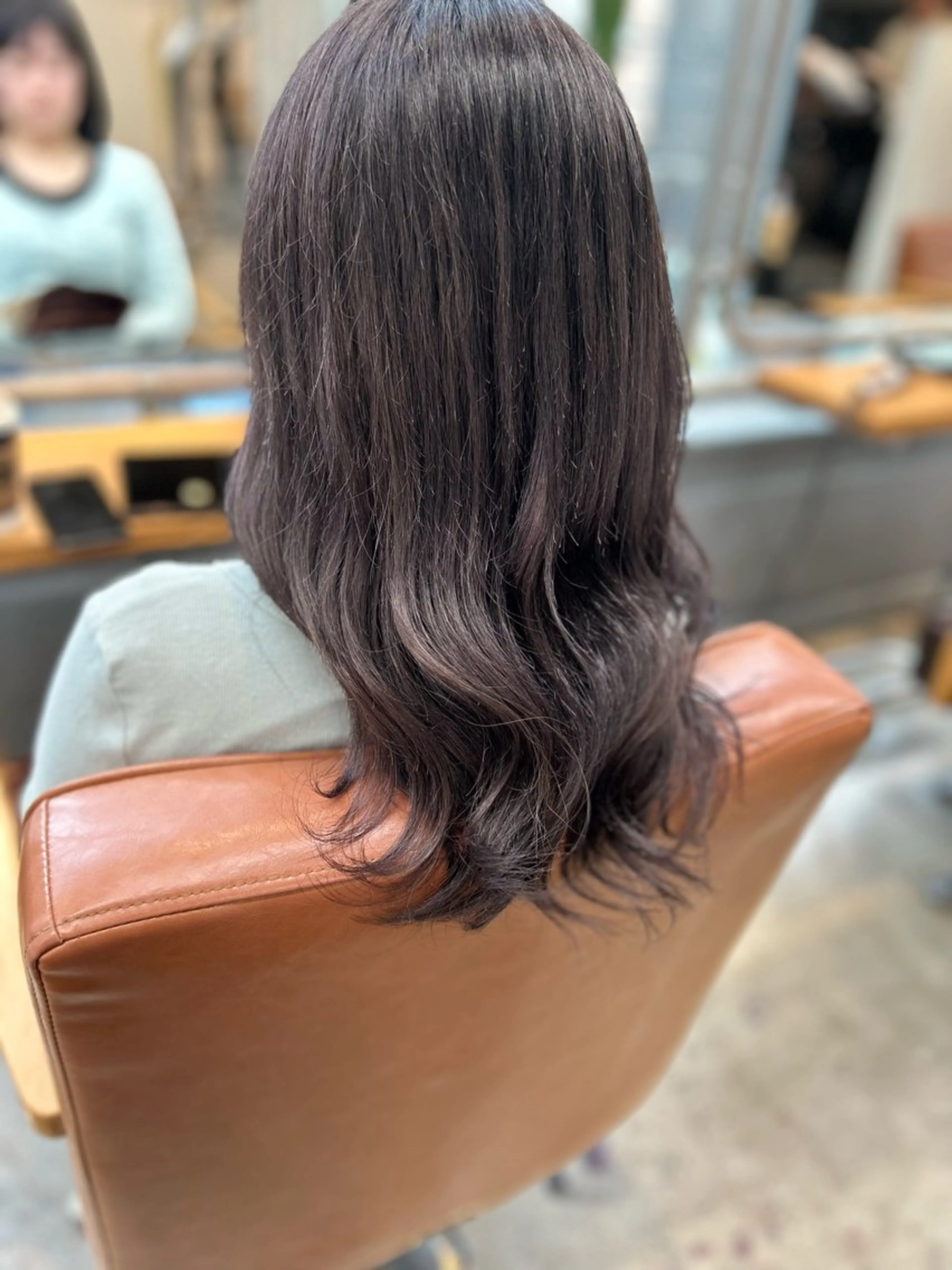 セミロング カラー グレージュ ラベンダーカラー ラベンダーグレージュ ラベンダーグレー カット ヘアカラー トリートメント 🎀たな 🧸のヘアスタイル