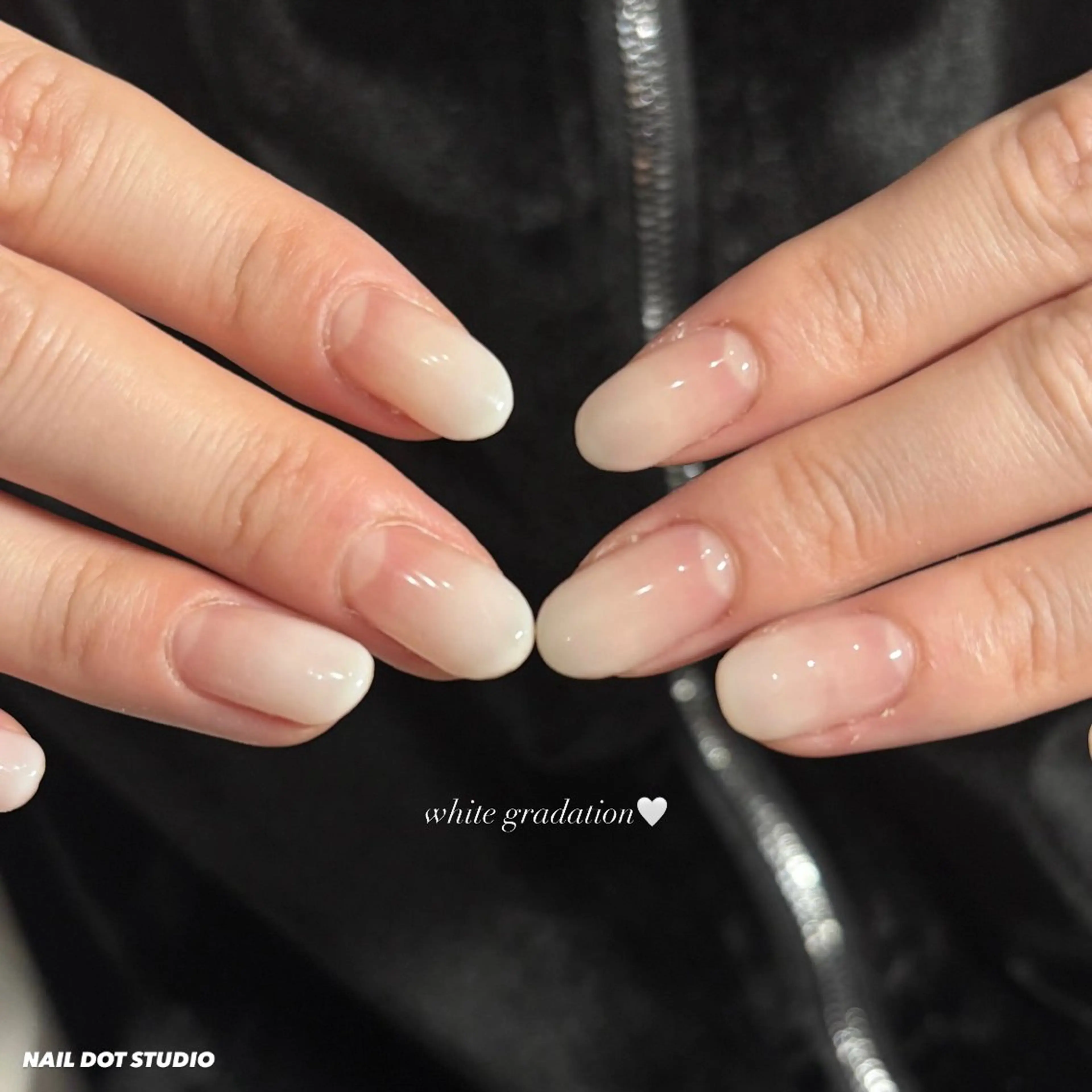 ミディアム NAIL DOT STUDIOsaraのネイルデザイン