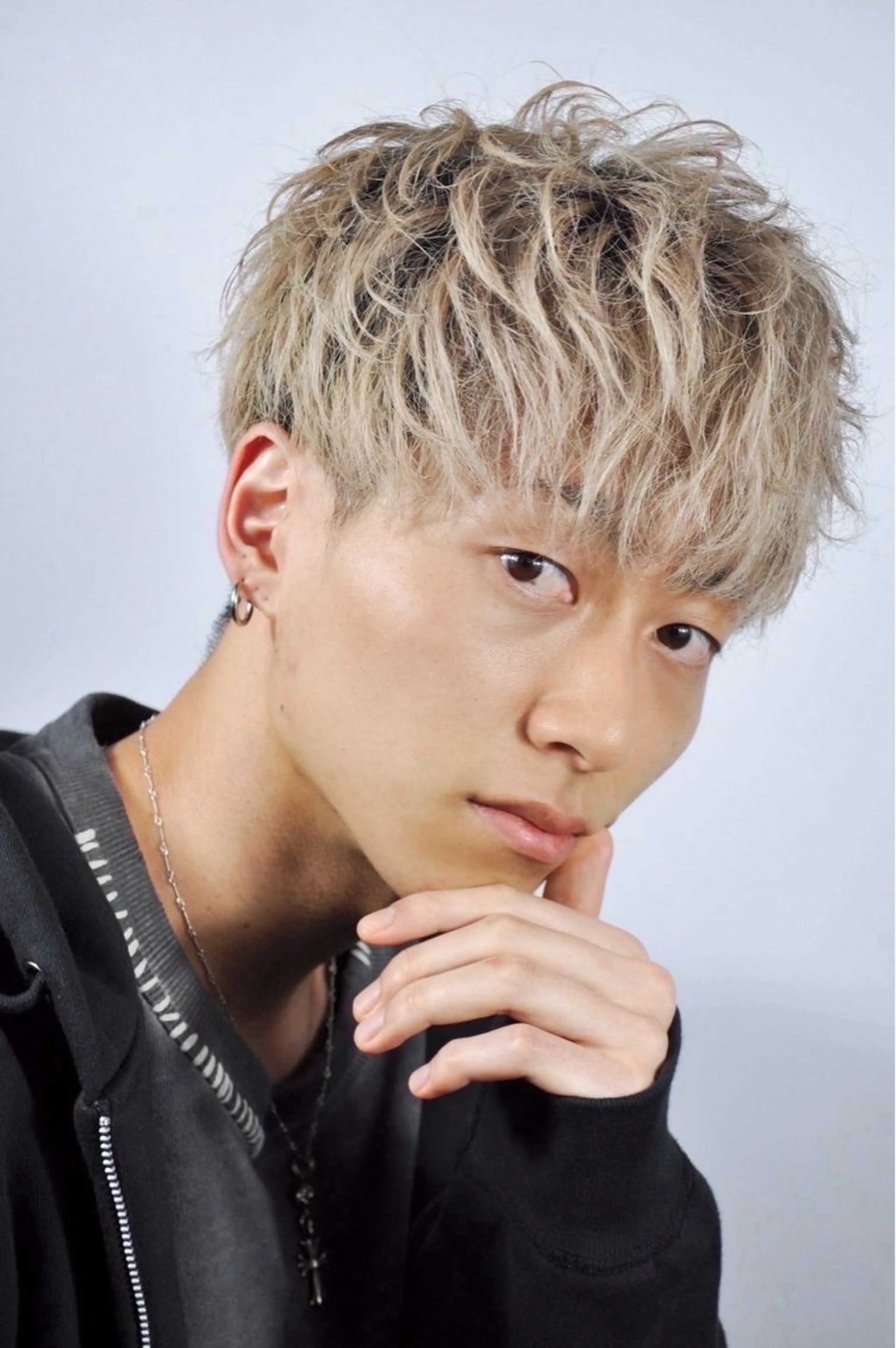 ミディアム パーマ メンズ 理容シャイニー　中里店所属・櫻井 亮汰のヘアスタイル