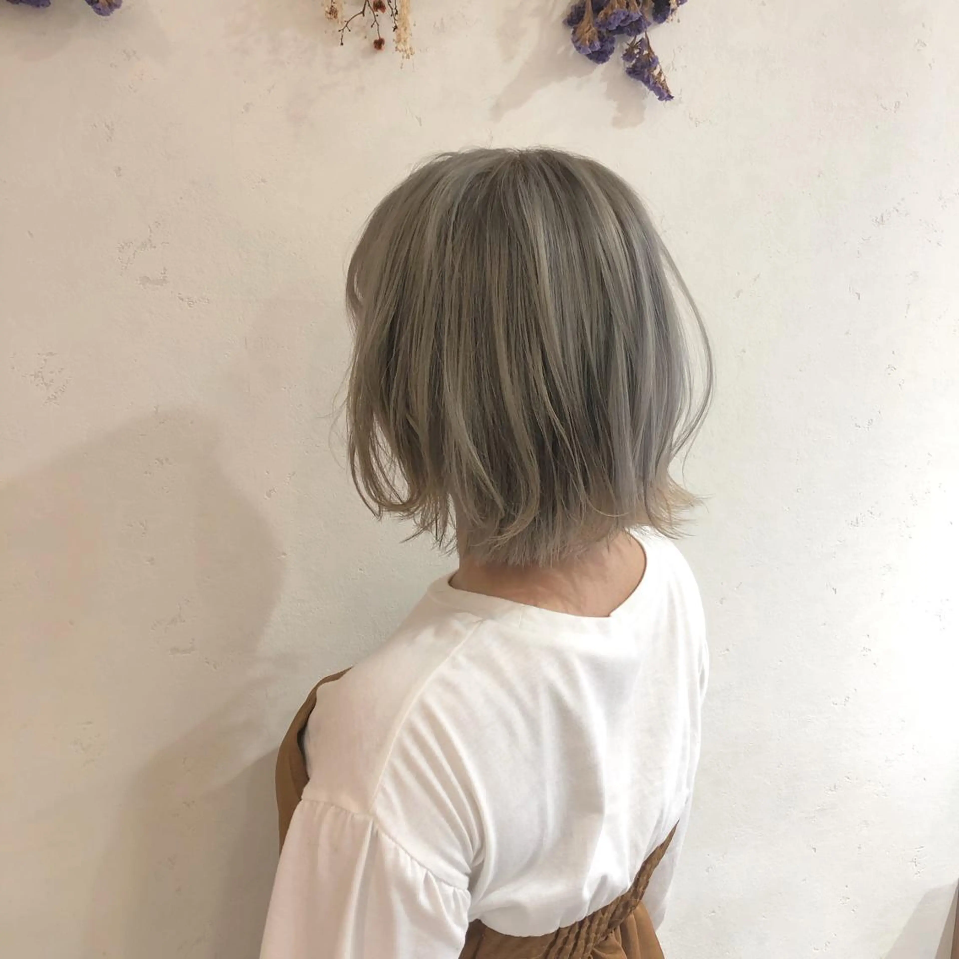 ショート カラー ハイトーンカラー カット ヘアカラー トリートメント 髪質改善/縮毛矯正 /青山　早希🐾のヘアスタイル