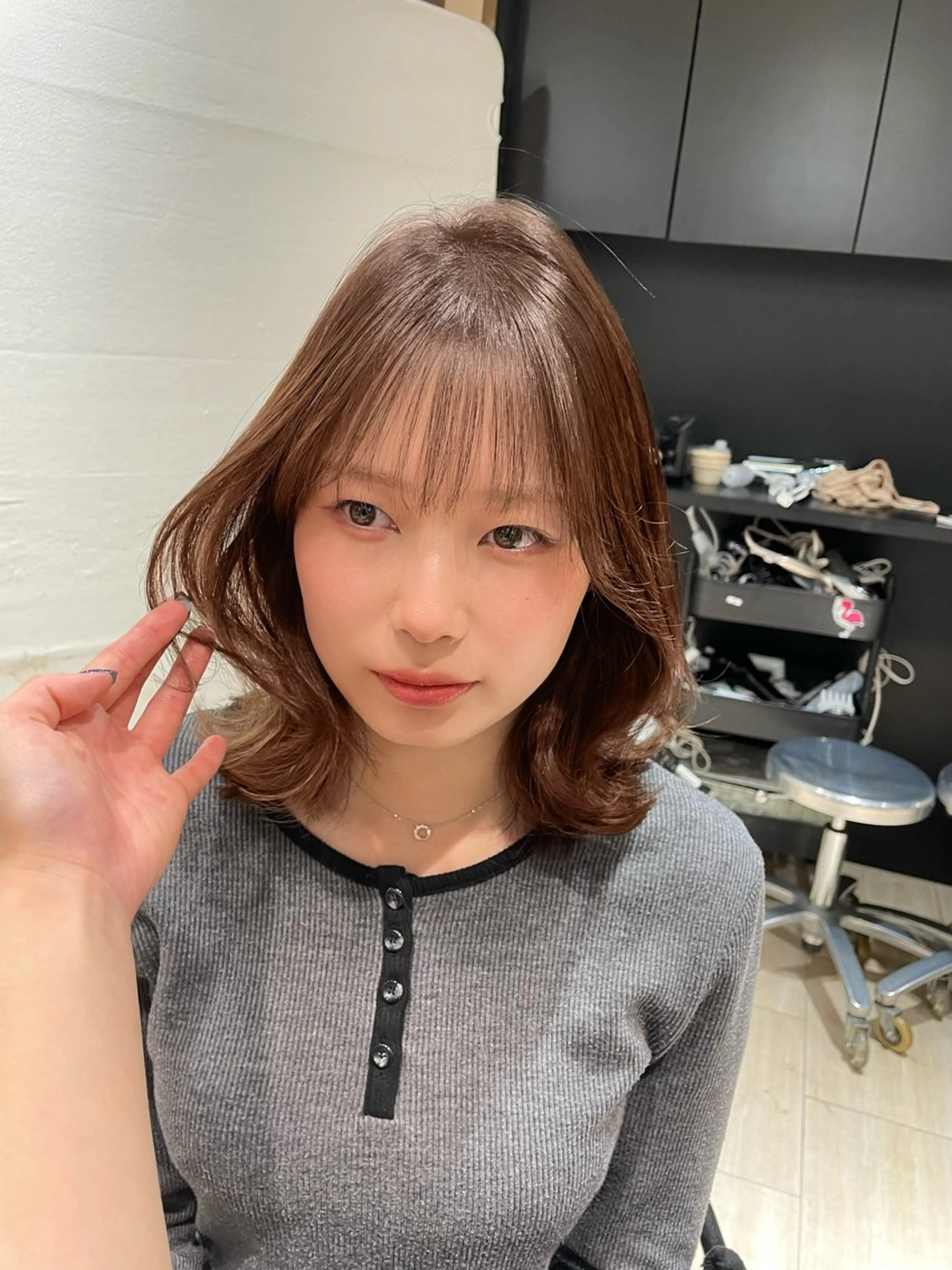 ミディアム 顔周りカット カット 艶カラー/アレンジ/ はまぐちうみのヘアスタイル