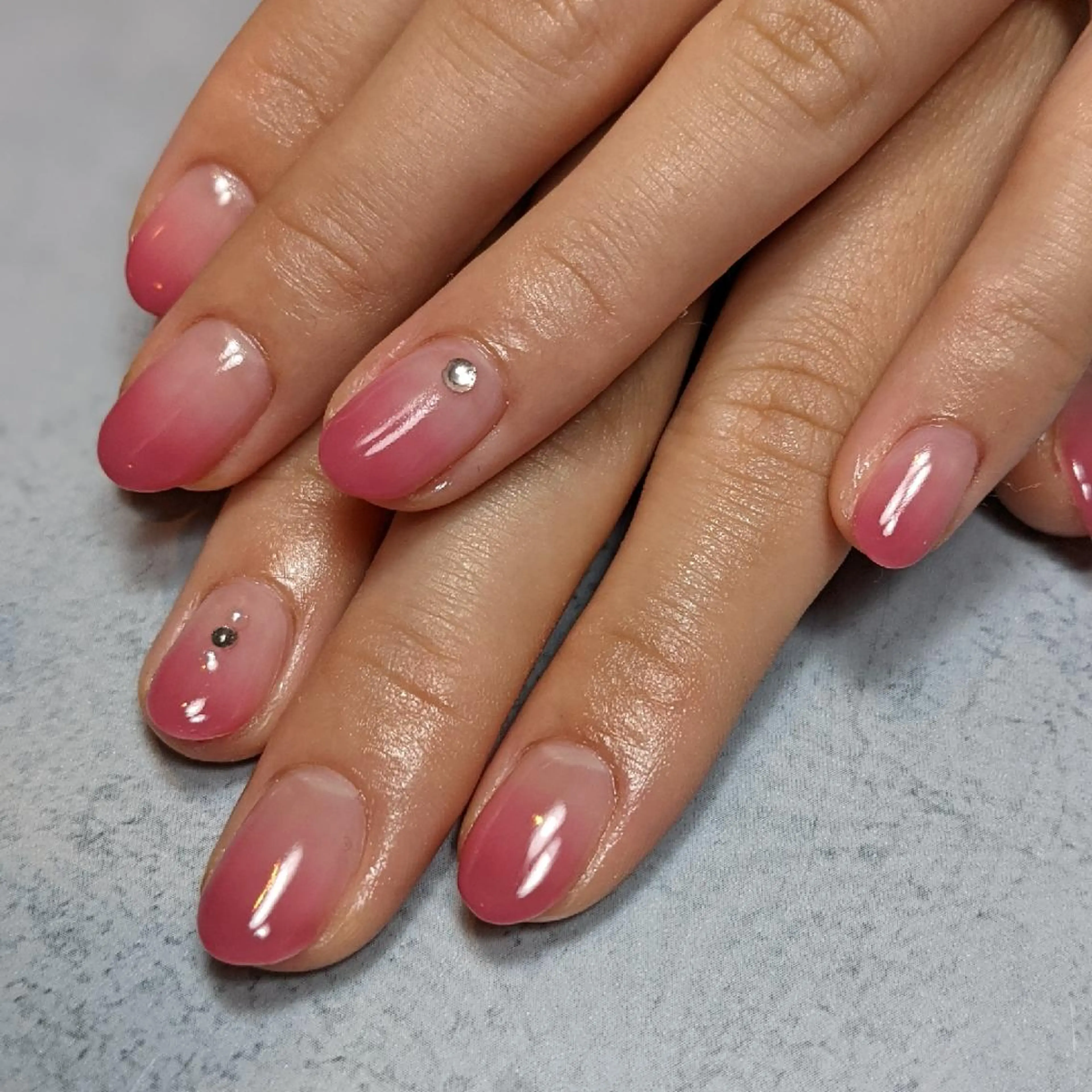 ネイル グラデーション ハンドネイル Nail SIRANGANAのネイルデザイン