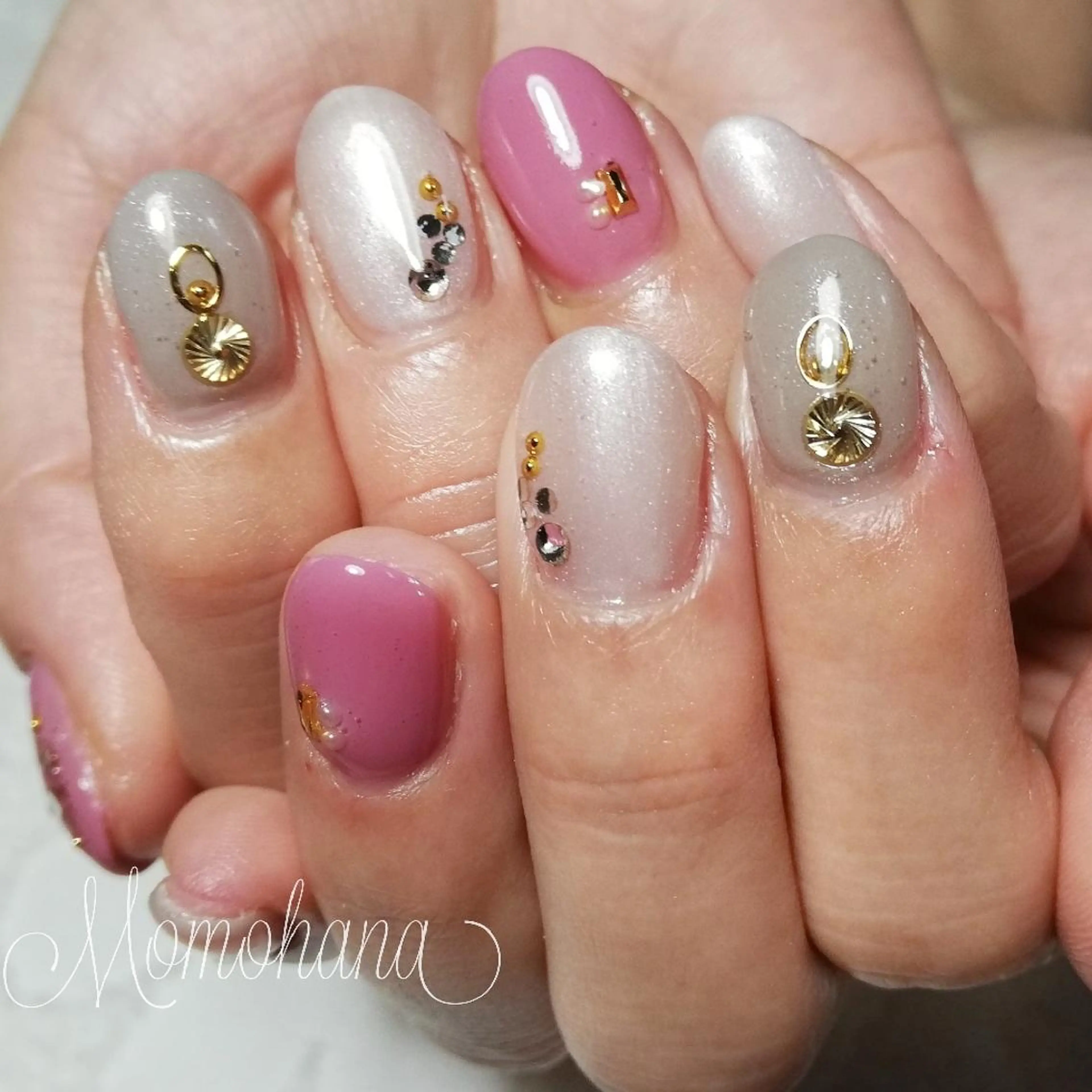 ネイル momohana  のネイルデザイン