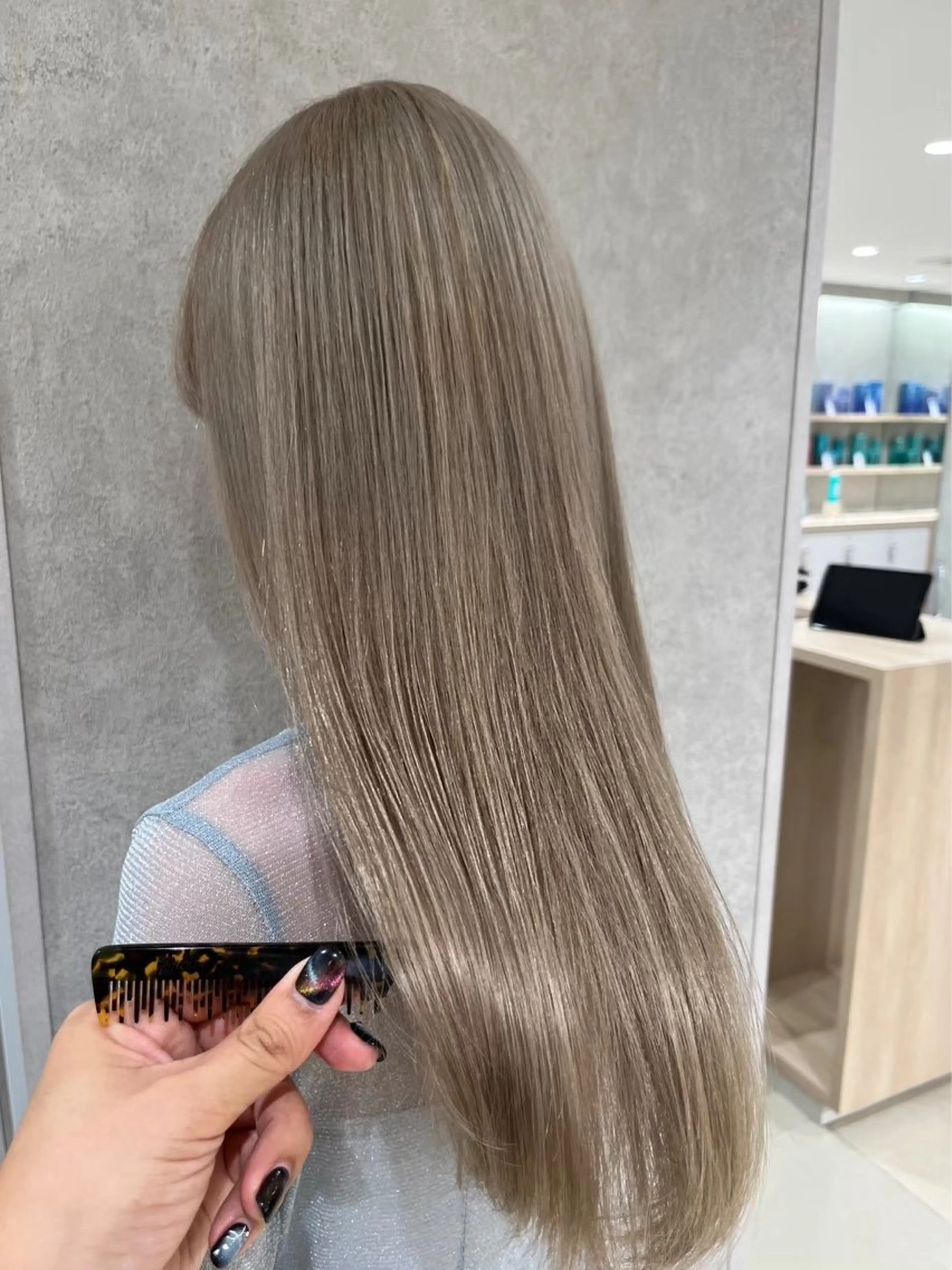 ロング メンズ特化🪐✨ 三宅衣舞のヘアスタイル