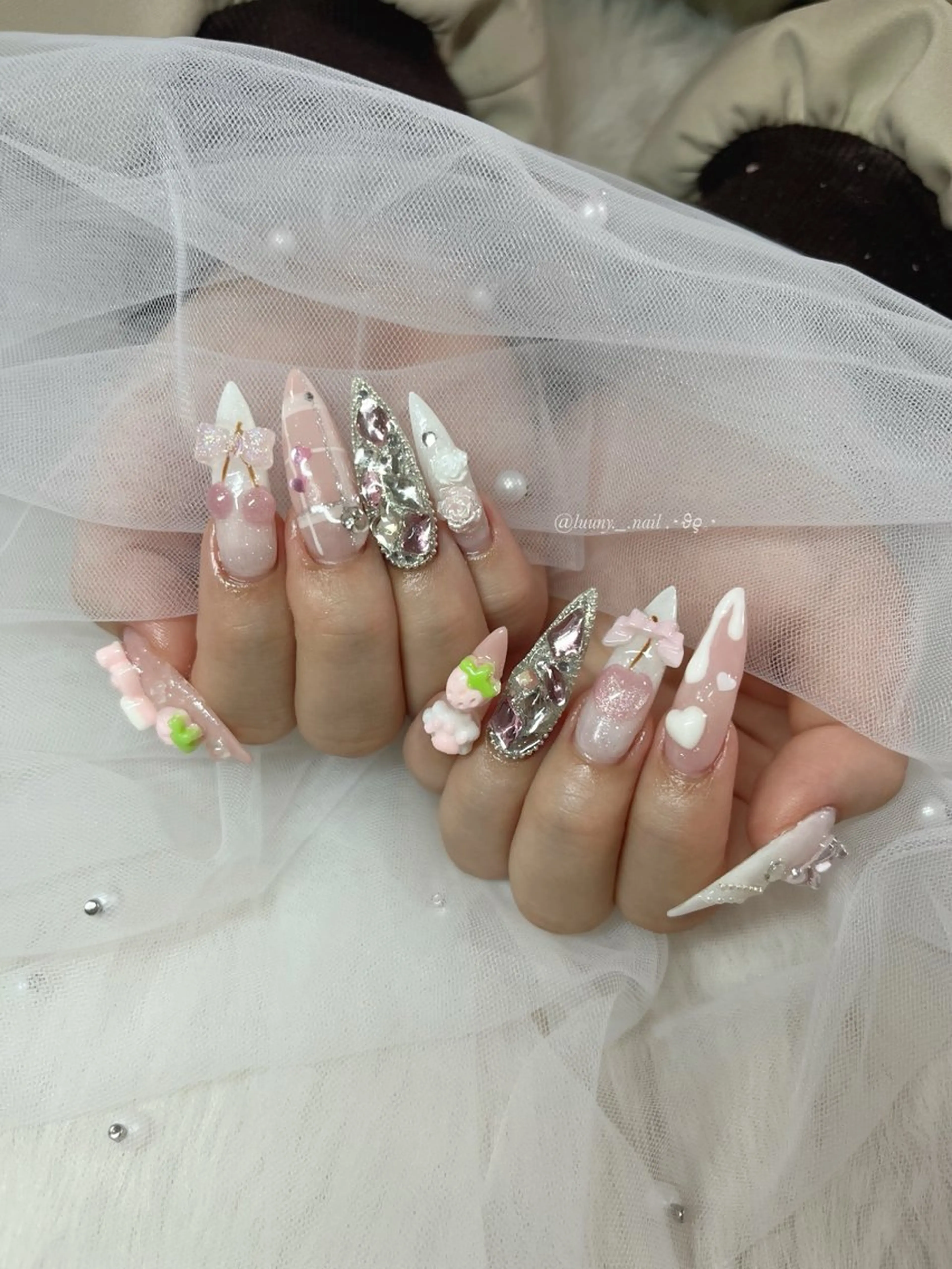 ネイル Luuny nailのネイルデザイン