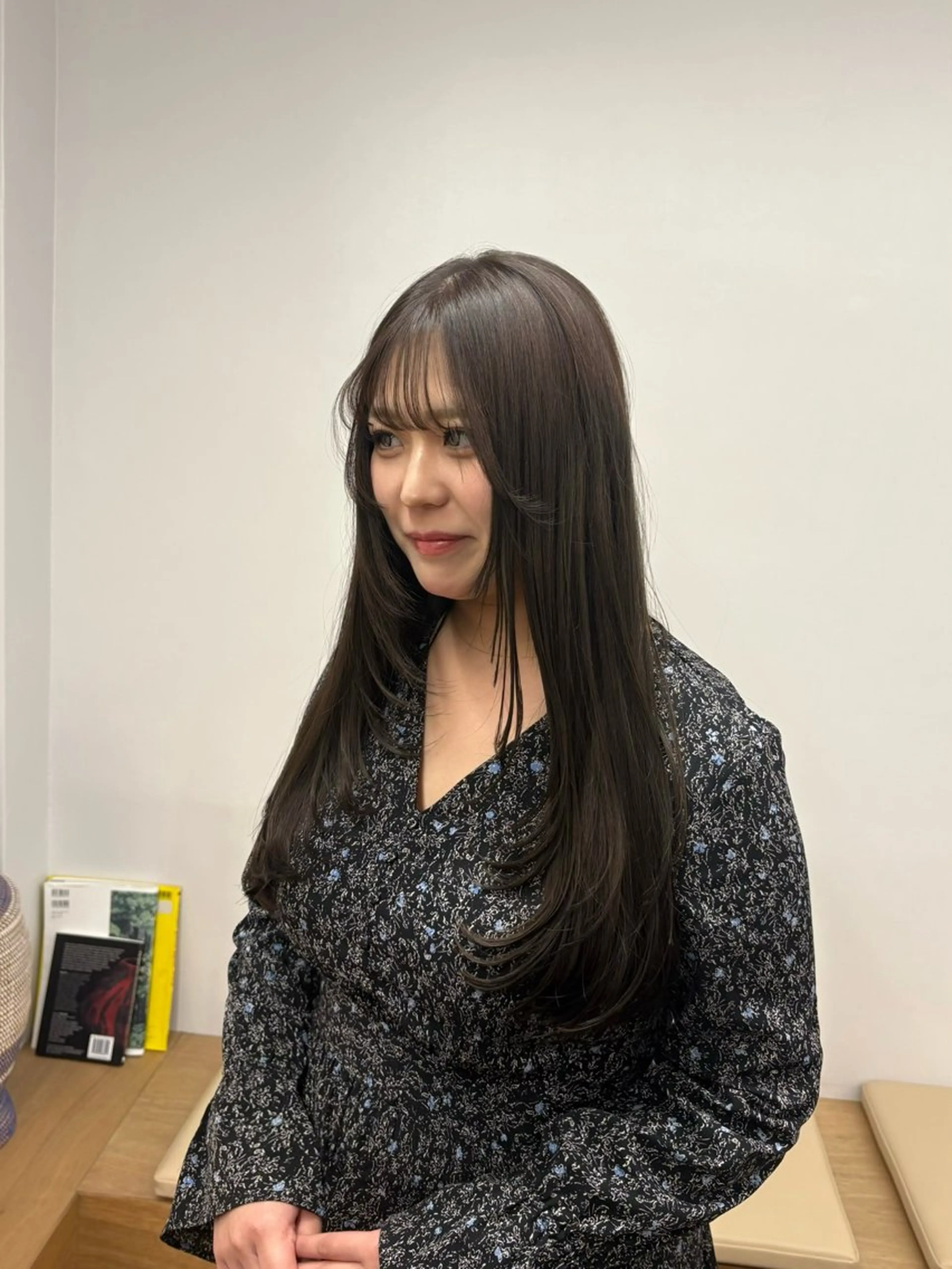 カラー ヘアカラー 吉野 新菜のヘアスタイル