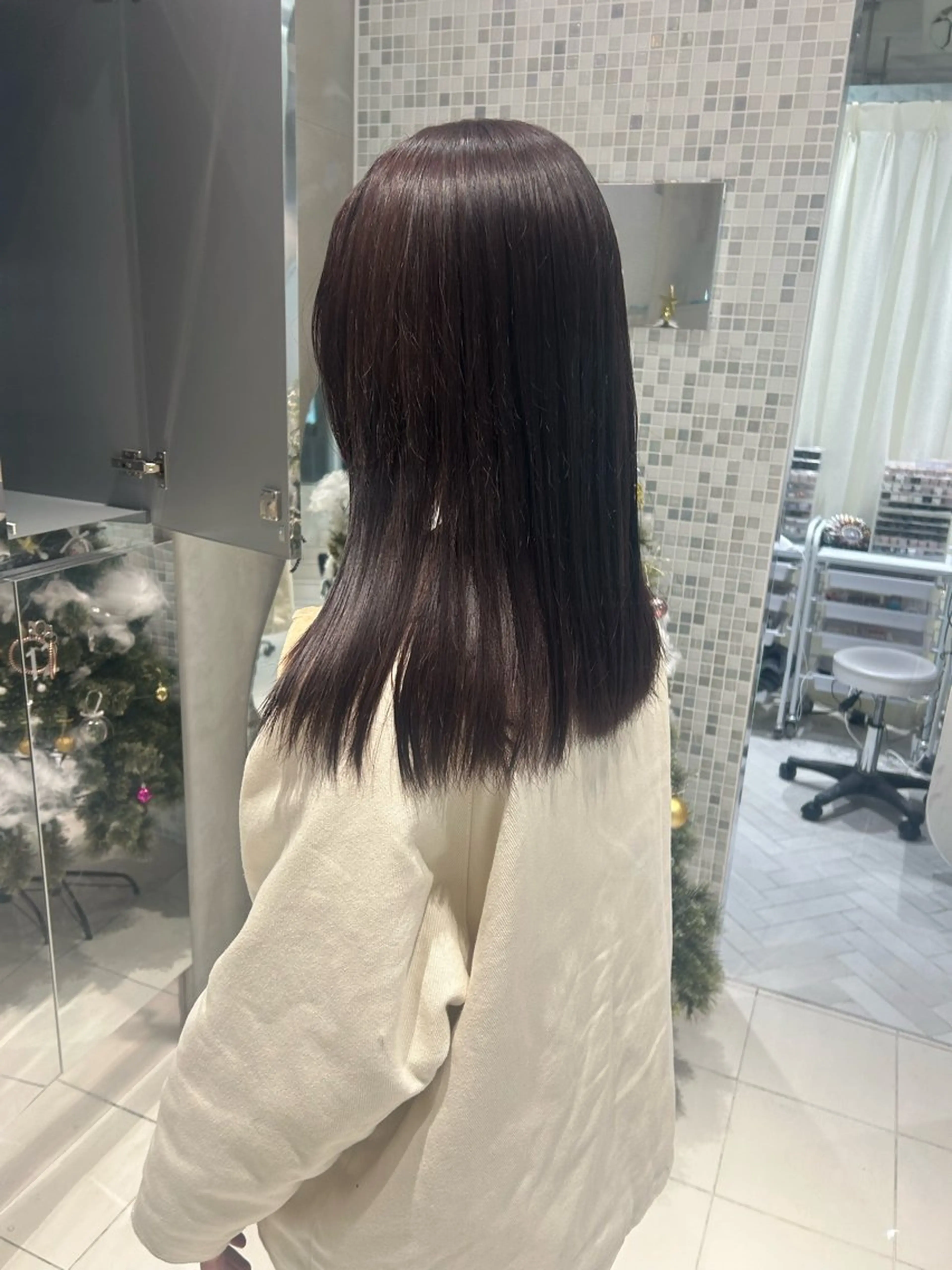 セミロング カラー ブリーチ ラベンダーカラー カット ヘアカラー トリートメント 透明感カラー🫧 nanohaのヘアスタイル