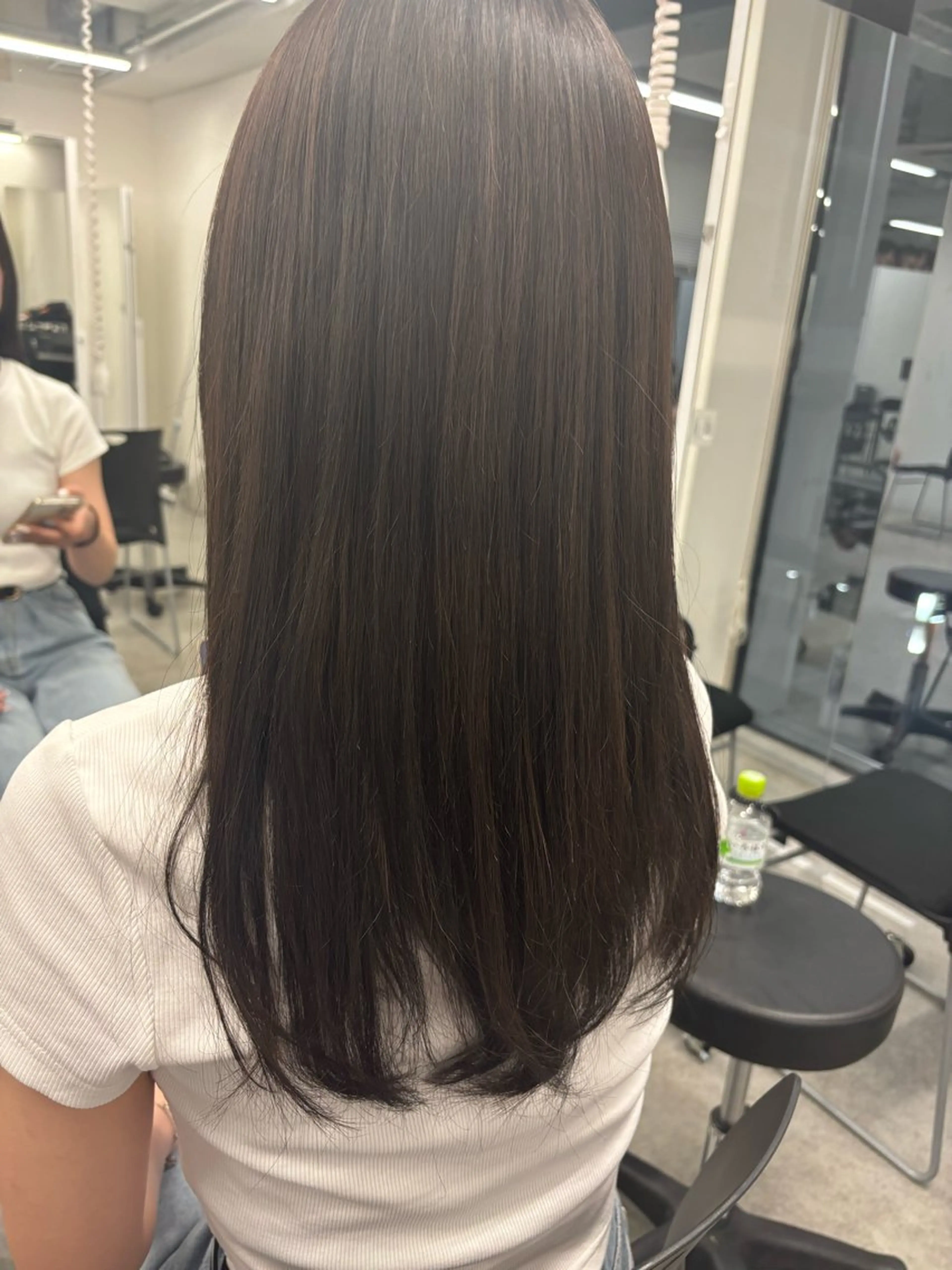 カラー 髪質改善 ヘアカラー トリートメント 🤍Mei🤍赤み消 し透明感ツヤカラーのヘアスタイル