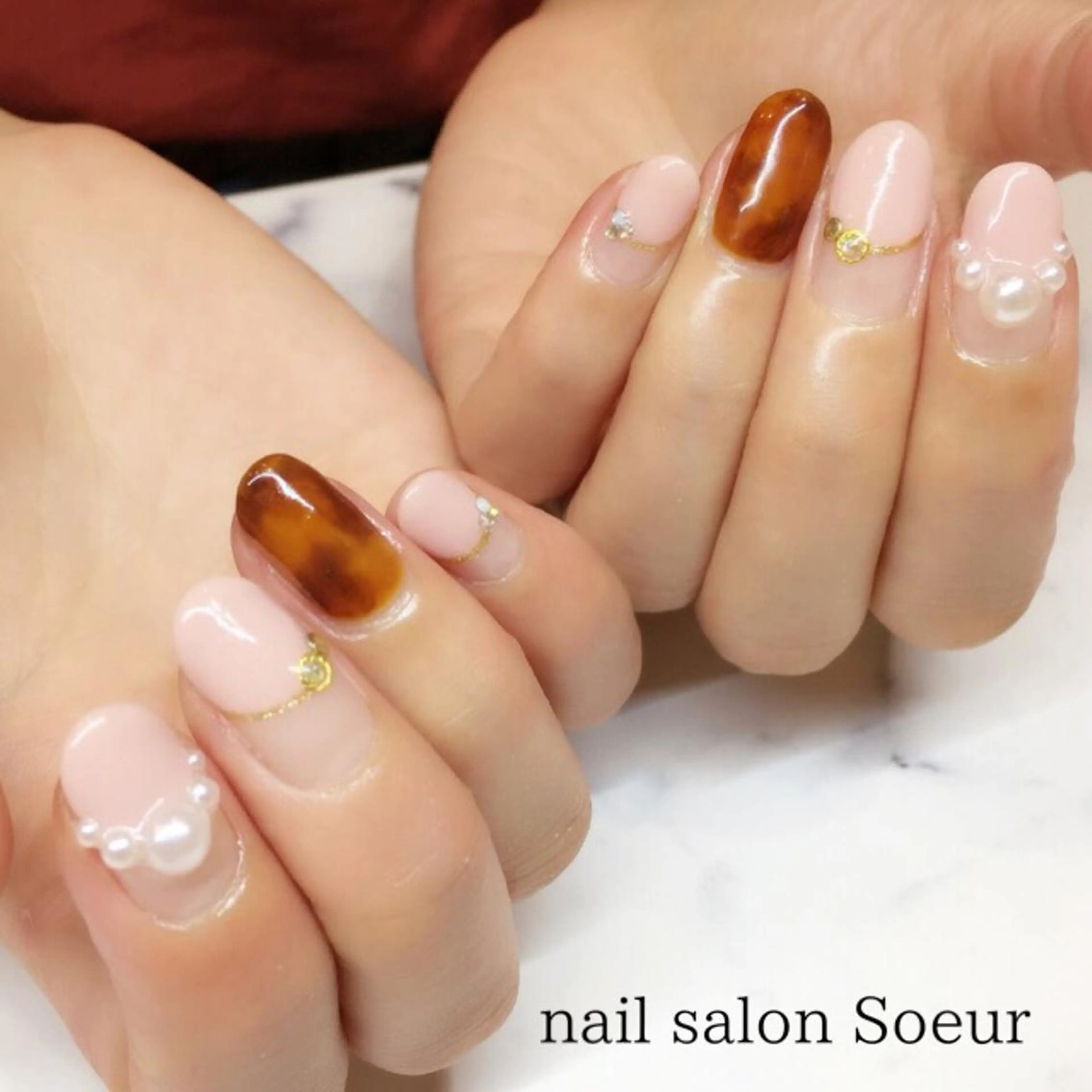 ネイル アニマル柄 アートネイル べっ甲ネイル フレンチネイル nail salon Soeurのネイルデザイン